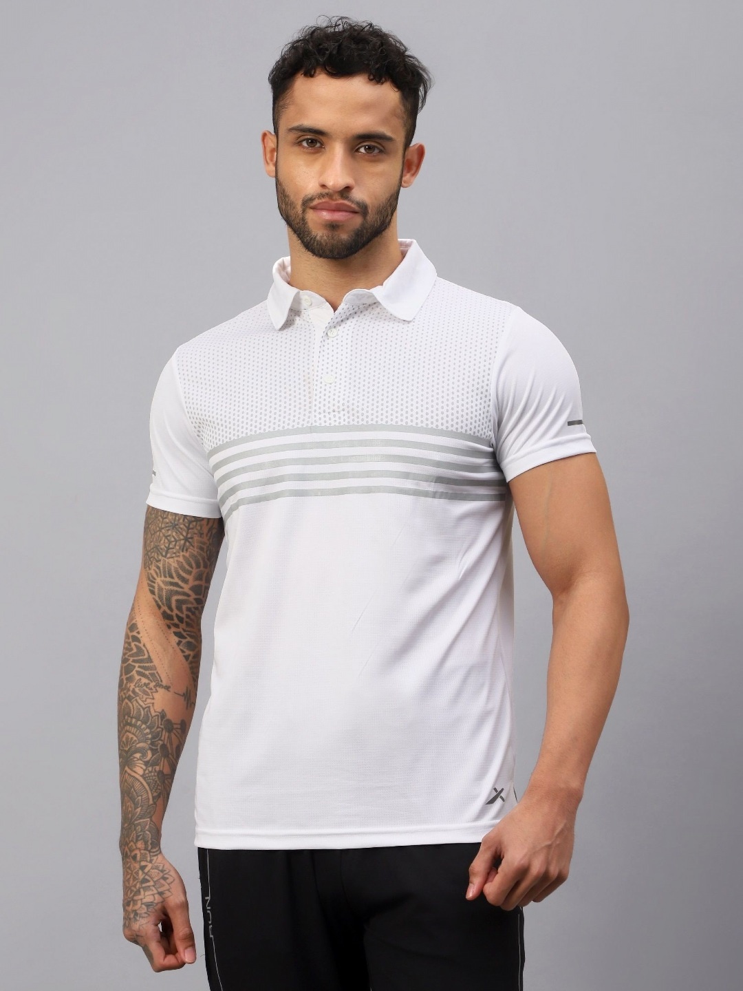 

VECTOR X Men Striped Polo Collar T-Shirt, Off white