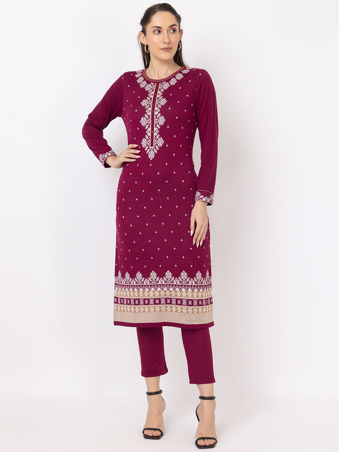 

Anouk Women Ethnic Motifs Embroidered Flared Sleeves Sequinned Jacquard Winter Wear Kurta, Purple