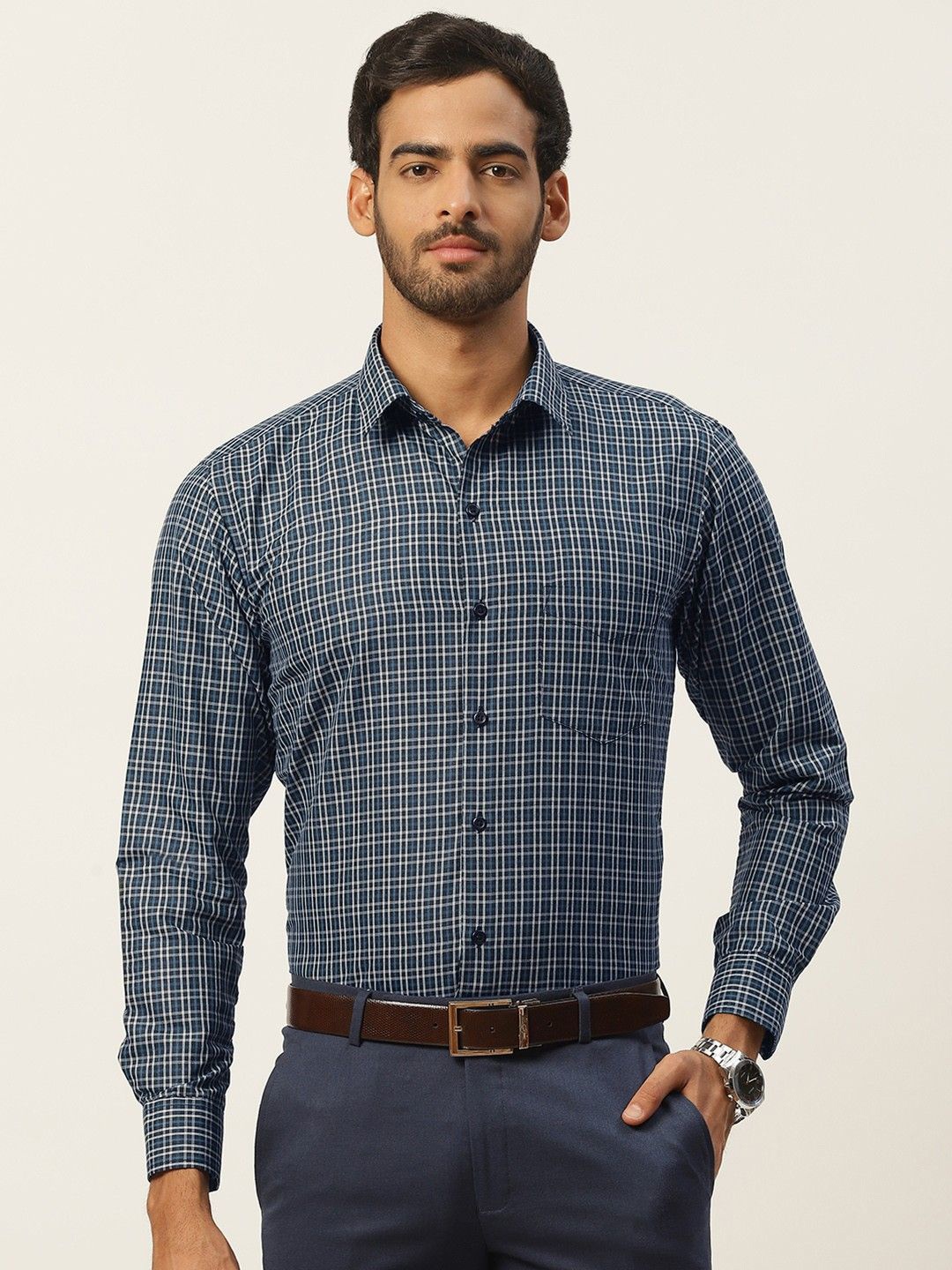 

English Navy Men Slim Fit Opaque Checked Formal Shirt, Navy blue
