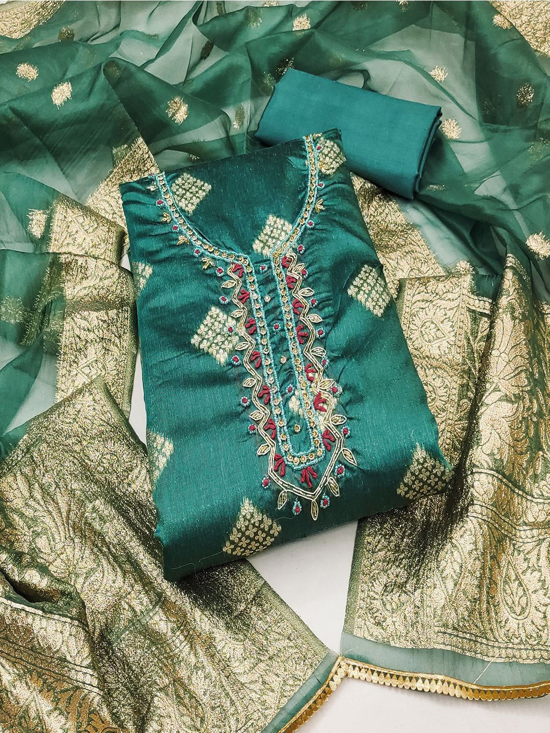 

Lilots Raw Silk Unstitched Dress Material, Green