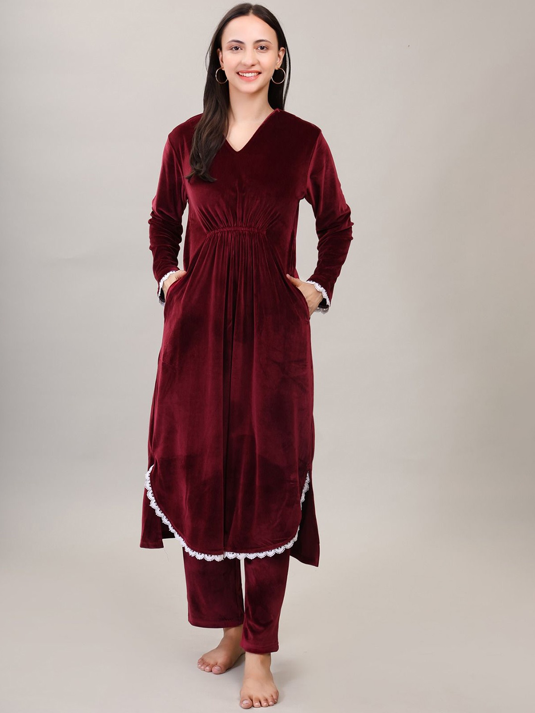 

Camey Women Embroidered Flared Sleeves Chikankari Velvet Kurta, Red