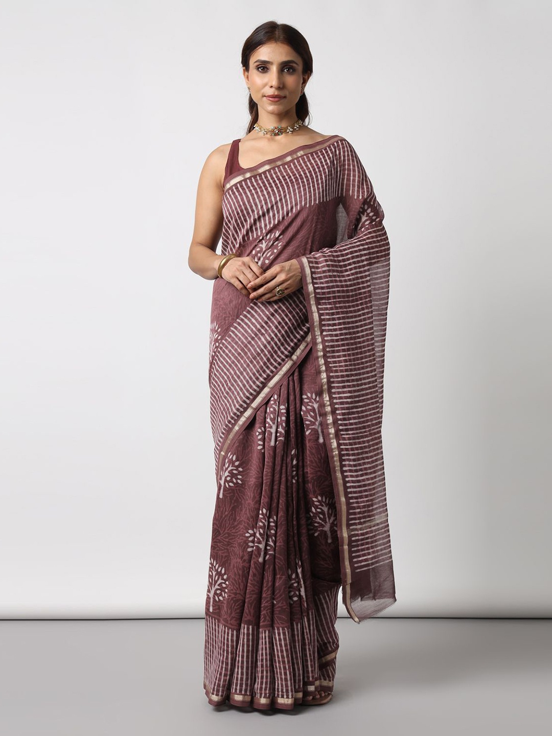 

Moora Ethnic Motifs Zari Pure Cotton Block Print Saree, Pink