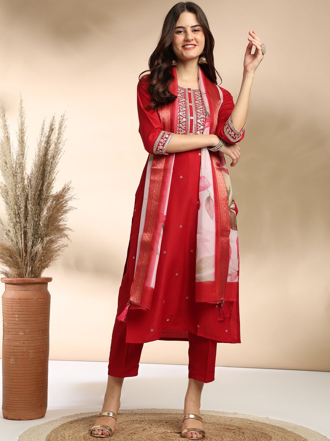 

Colors of Earth Floral Embroidered Straight Kurta With Trousers & Dupatta, Red