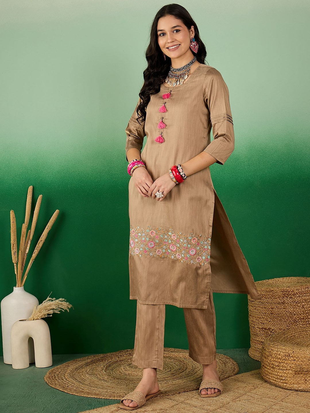 

Sangria Embroidered Straight Kurta With Trouser, Beige