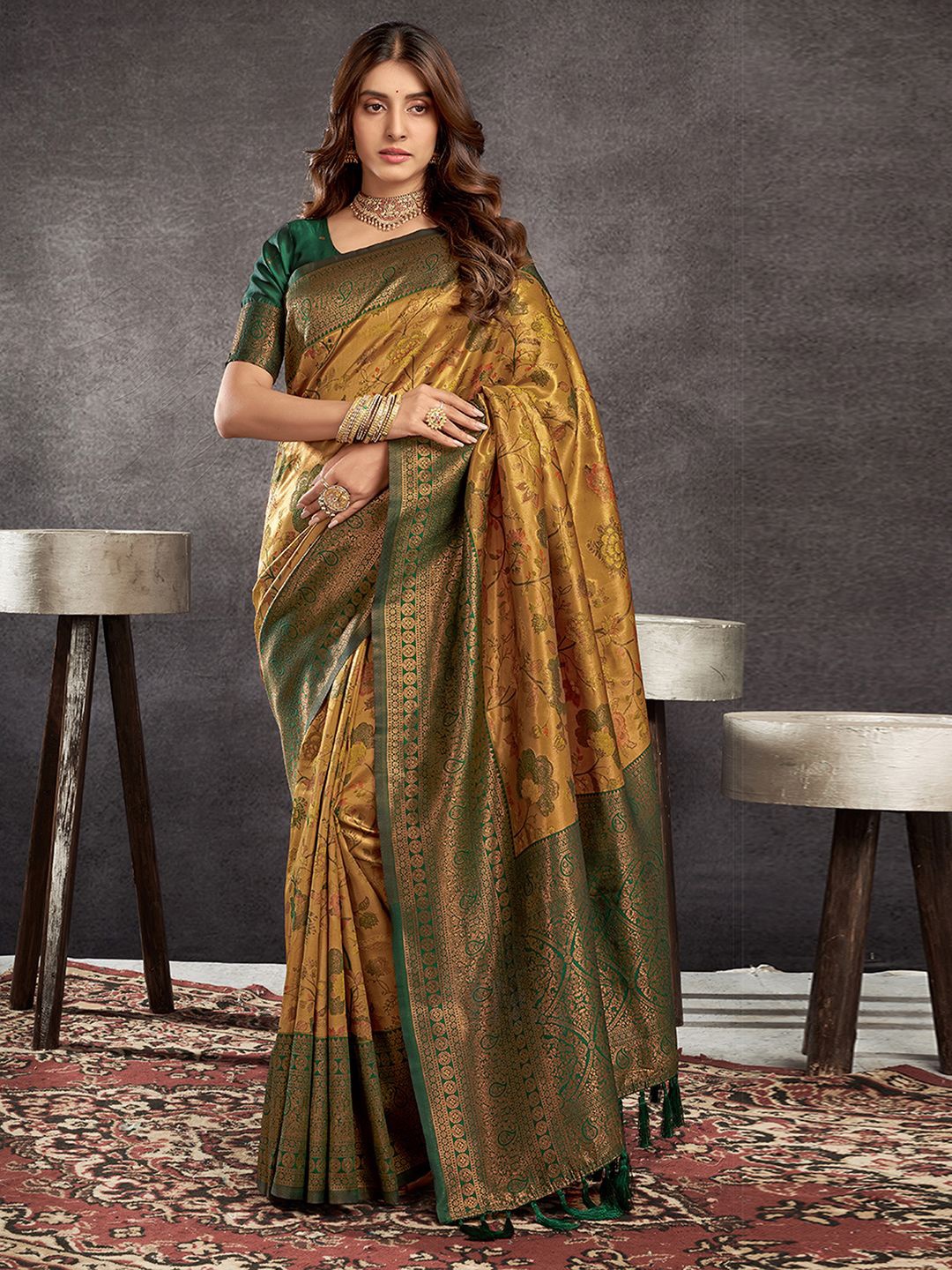 

Satrani Ethnic Motifs Zari Pure Silk Banarasi Saree, Yellow
