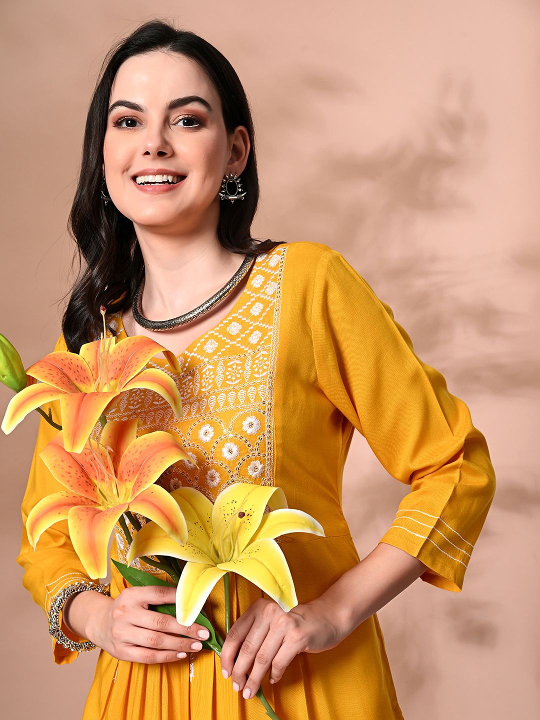 

DOISA Ethnic Motifs Embroidered Thread Work A-Line Kurta With Trousers, Yellow