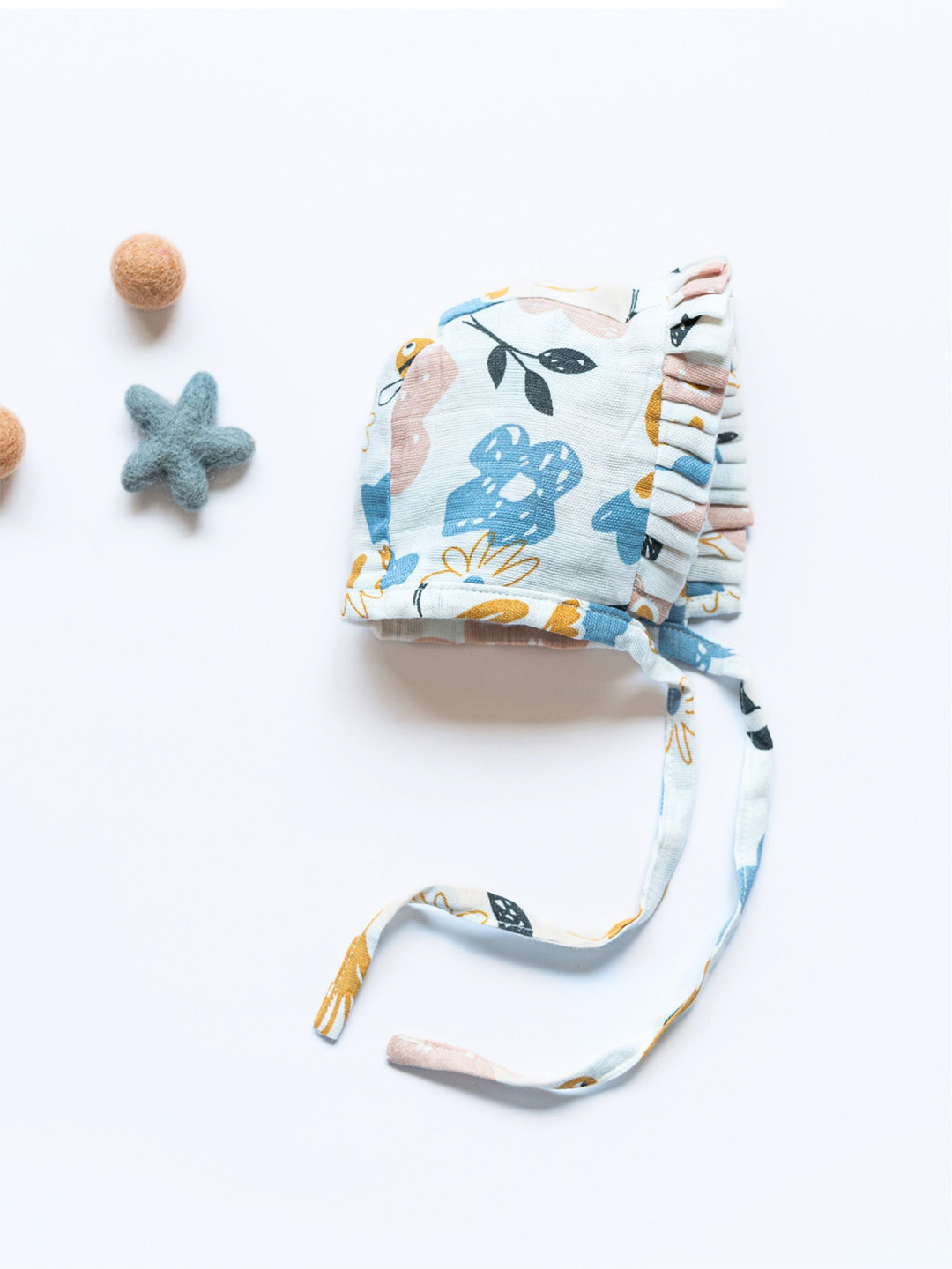 

cocoon care Kids Printed Bonnet Style Beanie, Off white