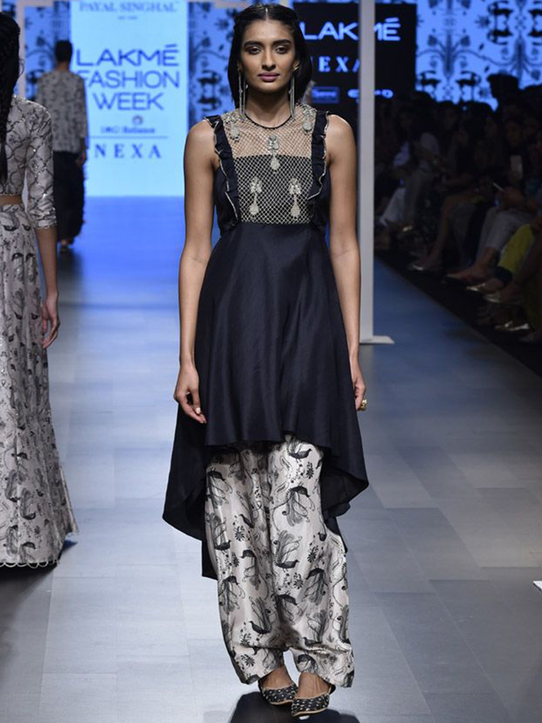 

Payal Singhal Ziba Floral Embroidered High-Low Kurta with Salwar, Black