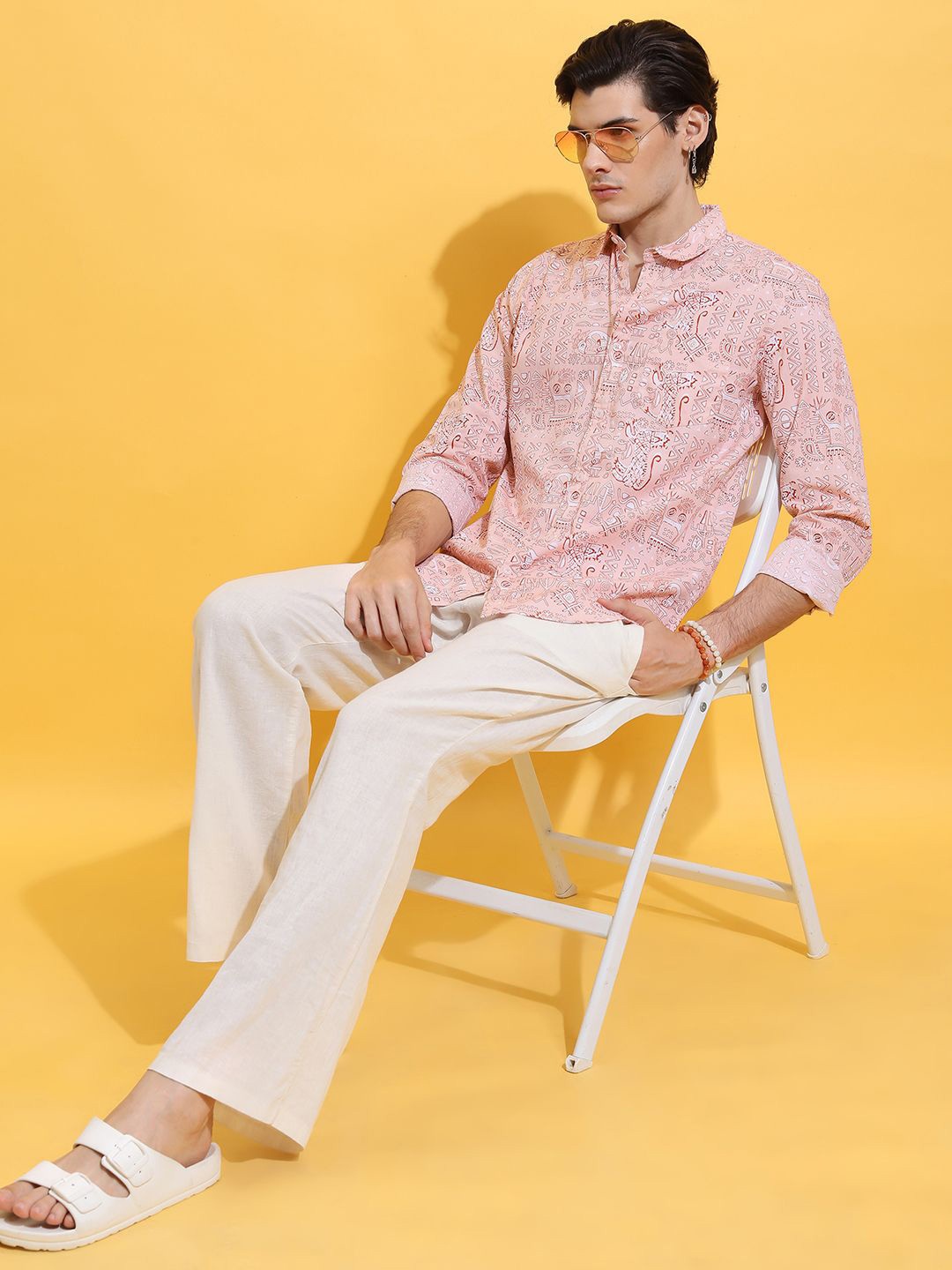 

HIGHLANDER Men Slim Fit Opaque Printed Casual Shirt, Peach