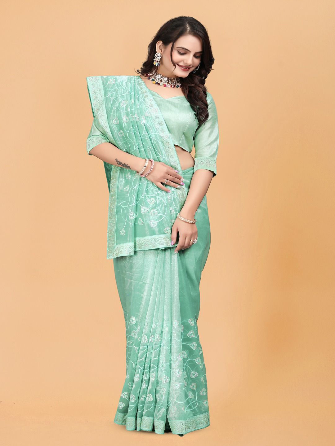 

ANJAVI FASHION Floral Embroidered Net Heavy Work Maheshwari Saree, Sea green