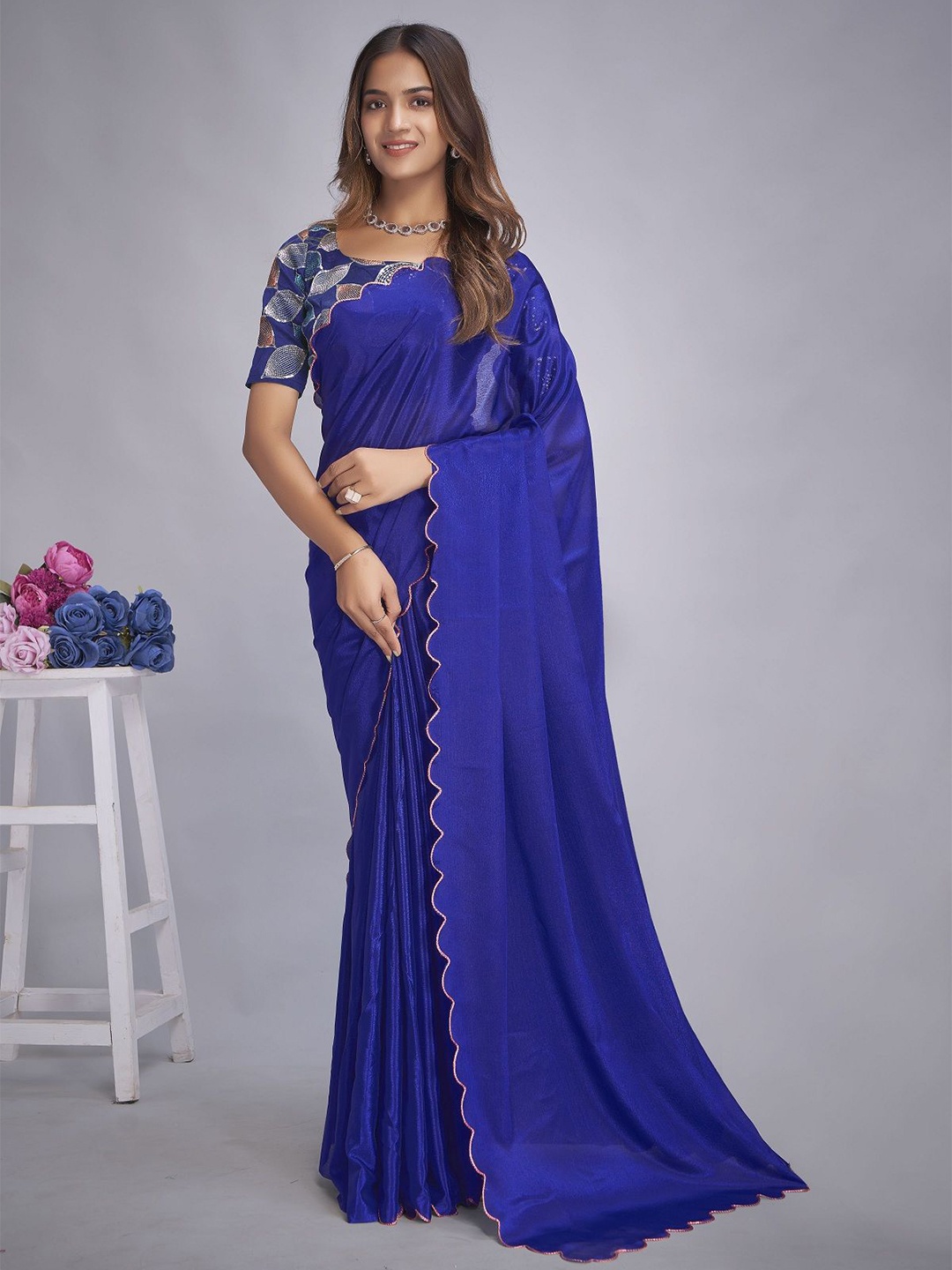 

APNISHA Embroidered Pure Chiffon Saree, Blue