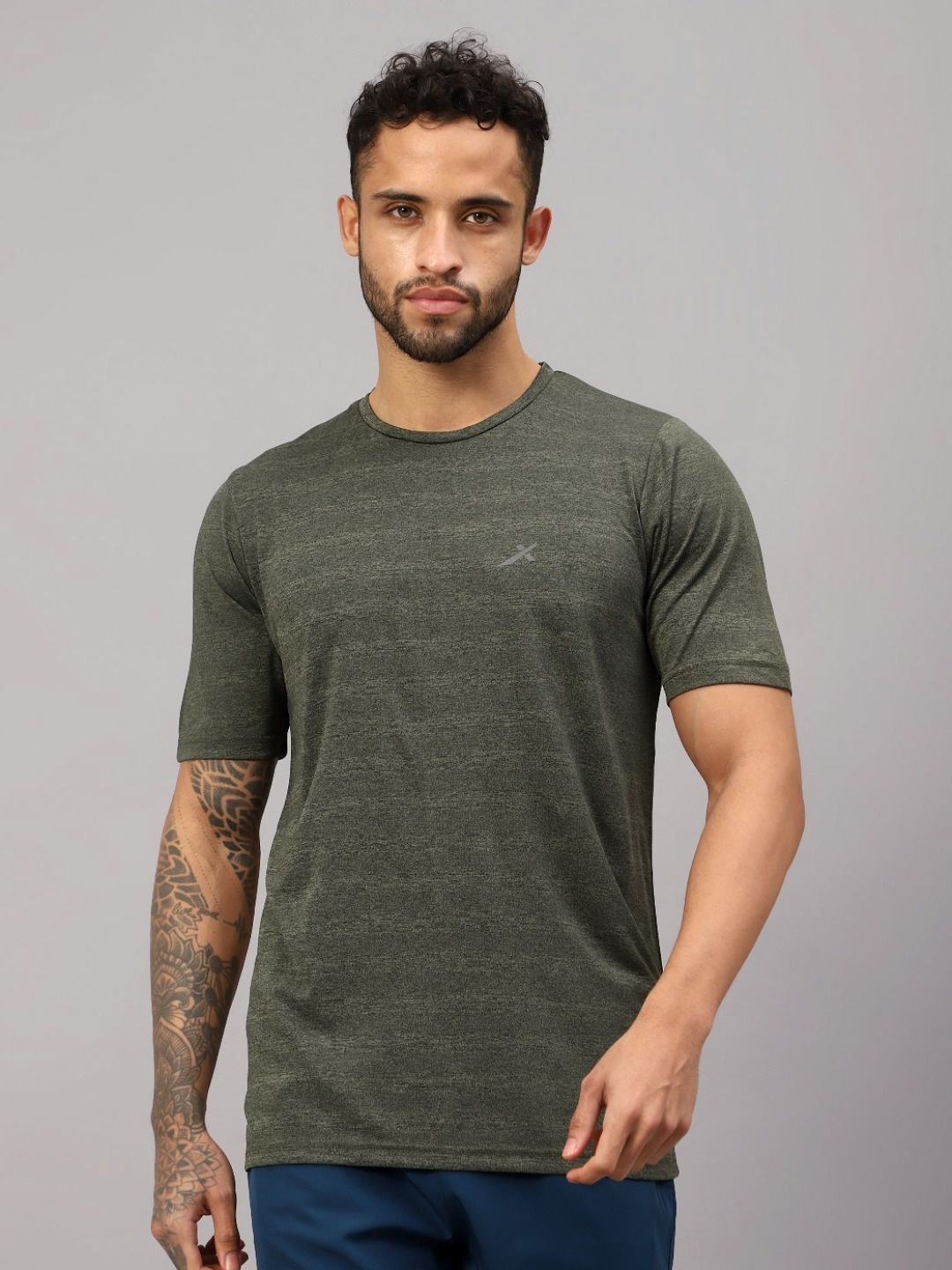 

VECTOR X Men Solid Round Neck T-Shirt, Olive