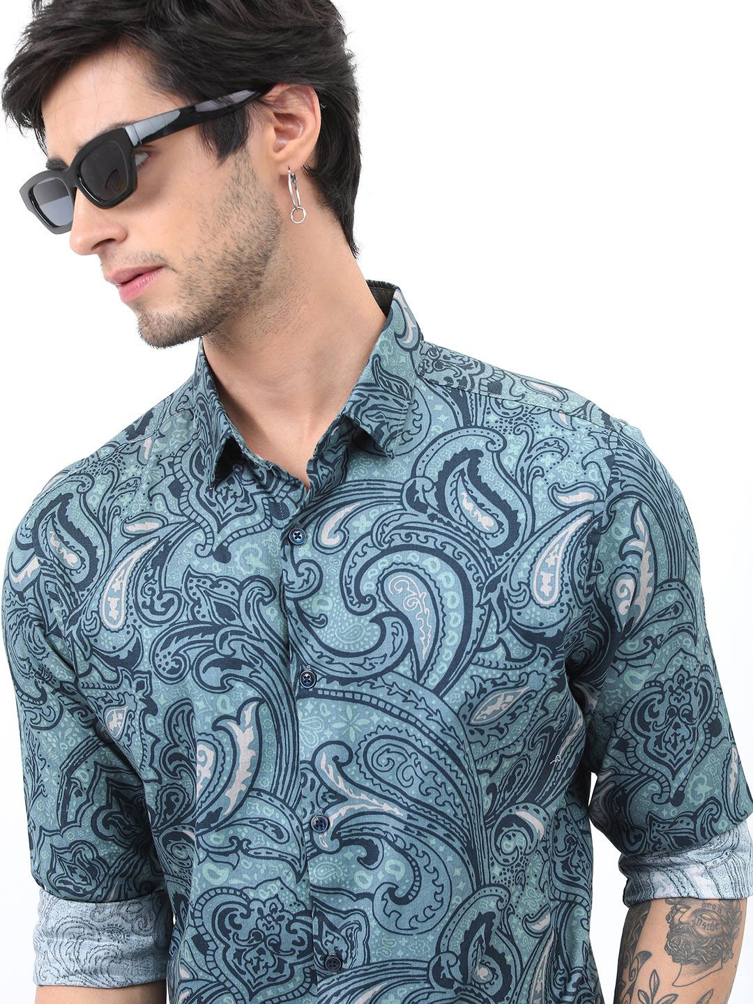 

HIGHLANDER Men Slim Fit Opaque Printed Casual Shirt, Teal