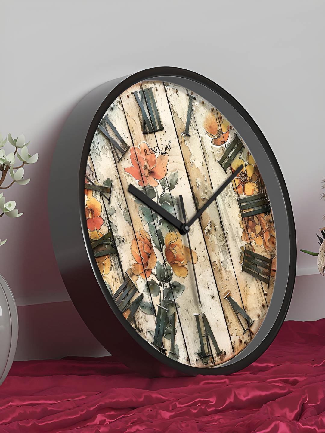 

RANDOM Printed Round Shaped Sweep Silent Movement Contemporary Wall Clock, Black