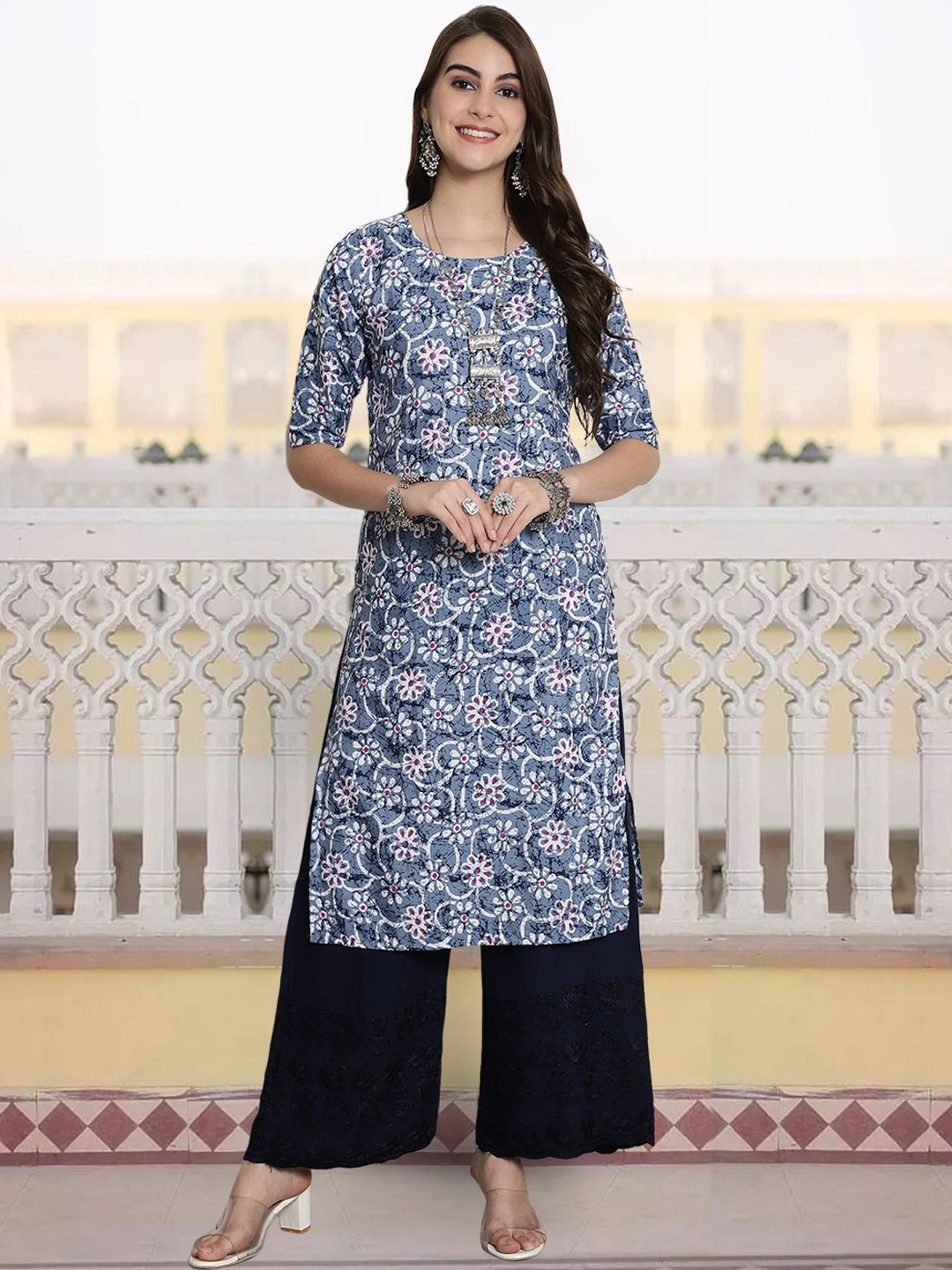 

7Threads Floral Printed Round Neck Straight Kurta, Blue