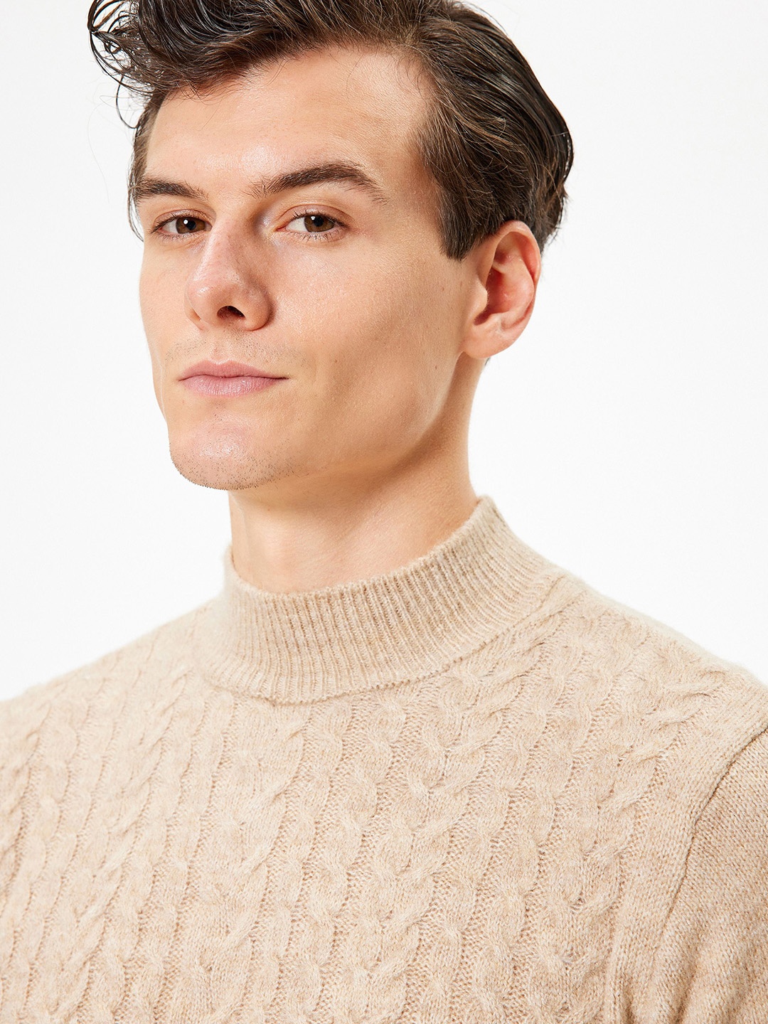 

Koton Men Cable Knit Pullover, Beige
