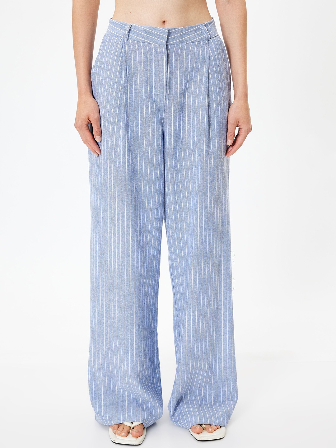 

Koton Women Striped Loose Fit Pleated Parallel Trousers, Blue