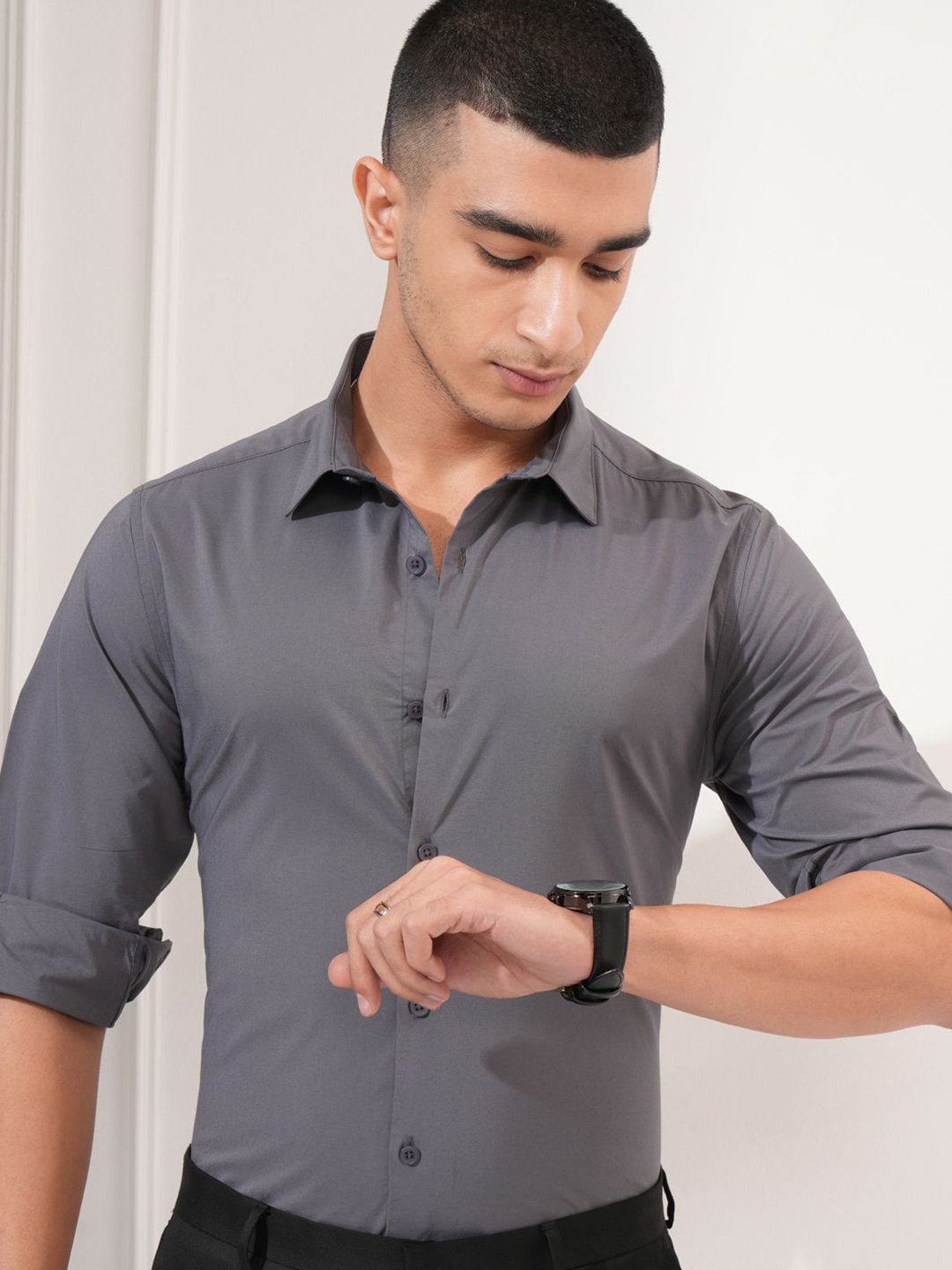 

Highlander Men Dusty Soft Stretch Solid Mui Occation Slim Fit Shirt, Grey
