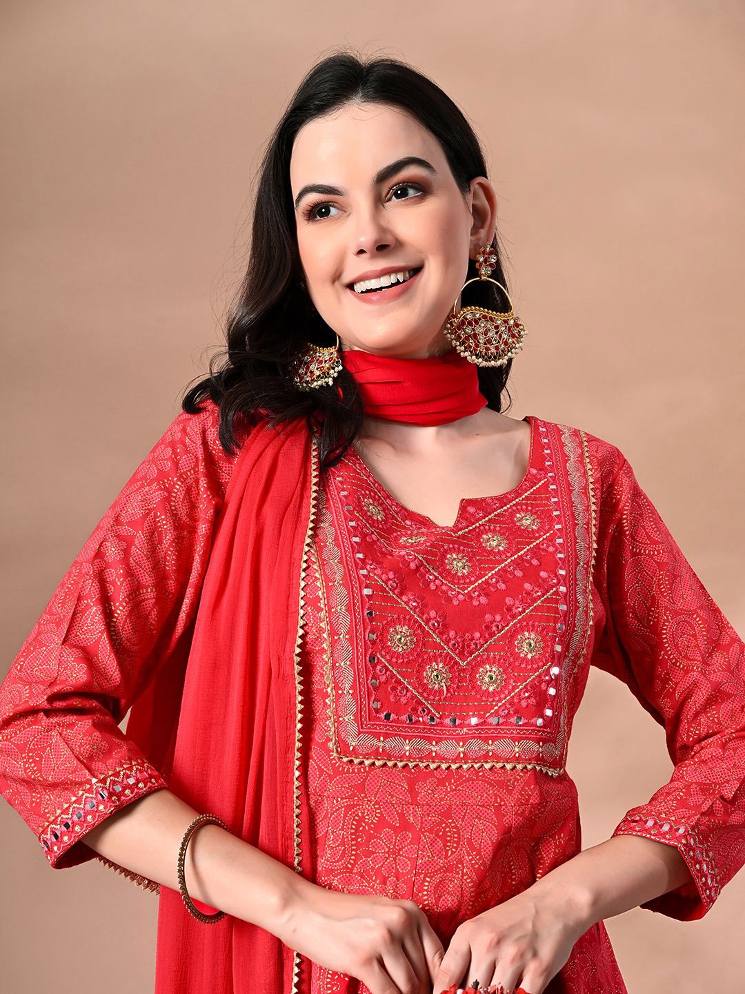

DOISA Floral Printed A-Line Mirror Work Kurta with Trousers & Dupatta, Red