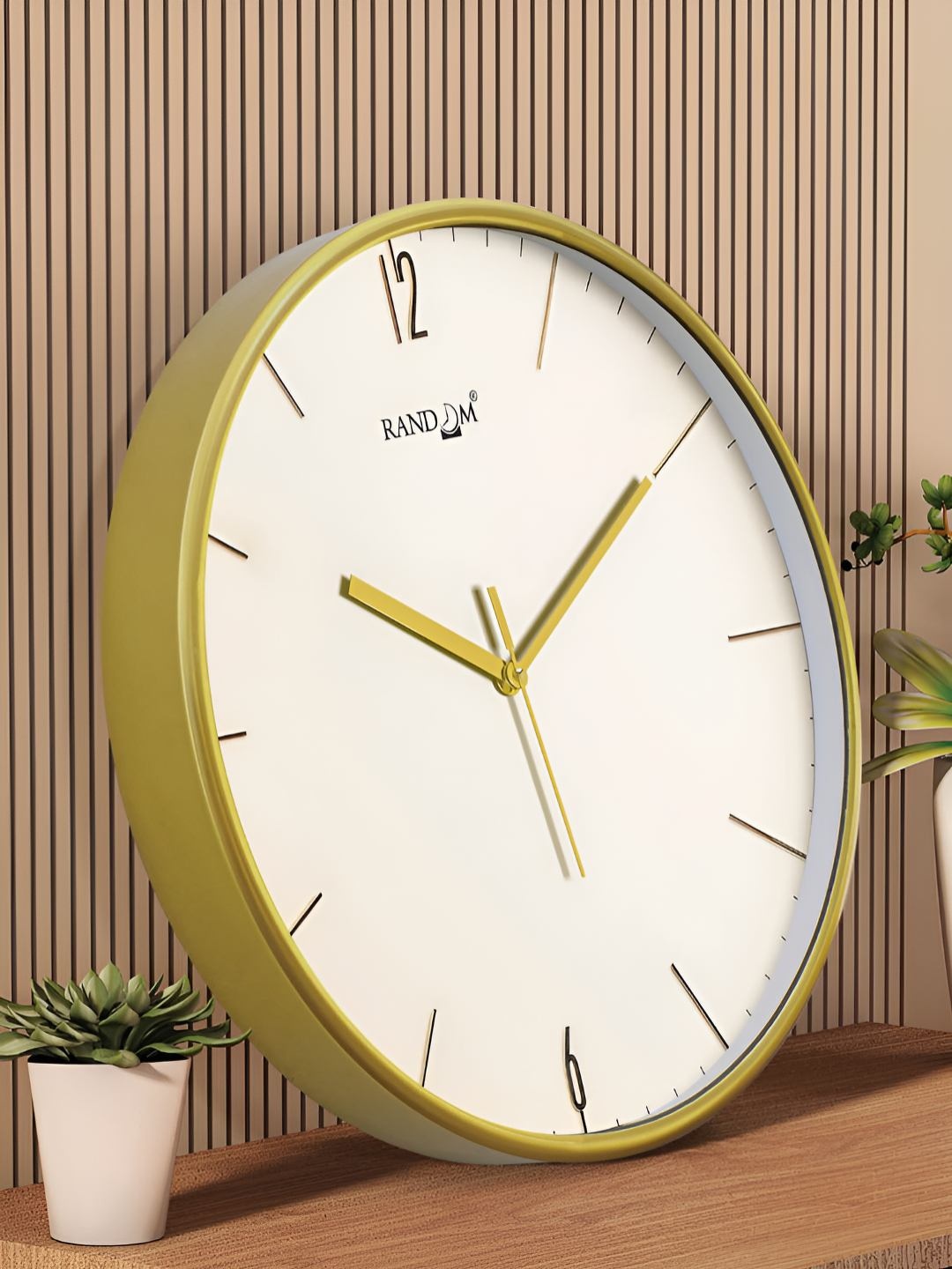 

RANDOM Printed Round Shaped Sweep Silent Movement Contemporary Wall Clock, Gold