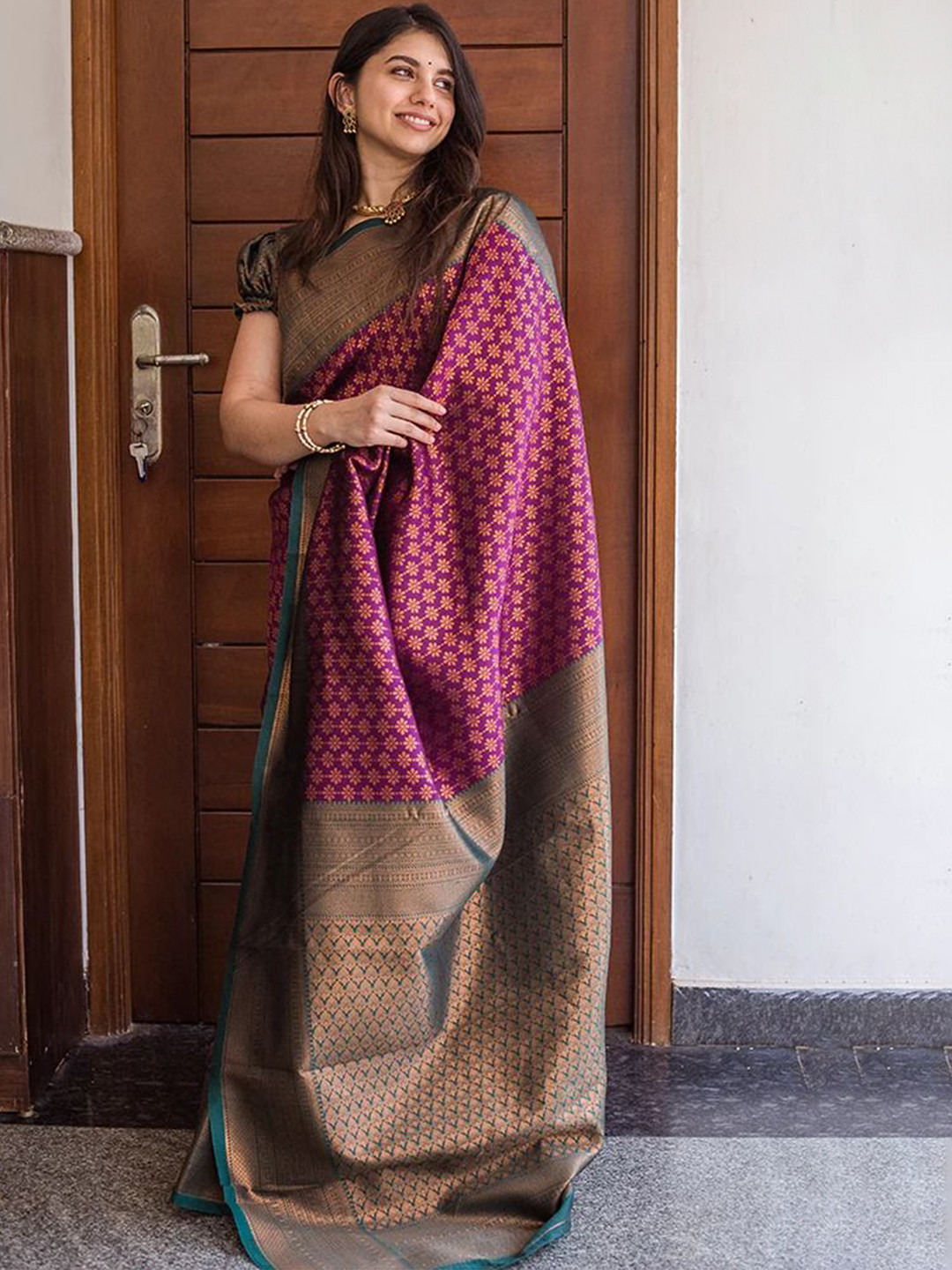

Upalksh Woven Design Zari Silk Blend Banarasi Saree, Purple