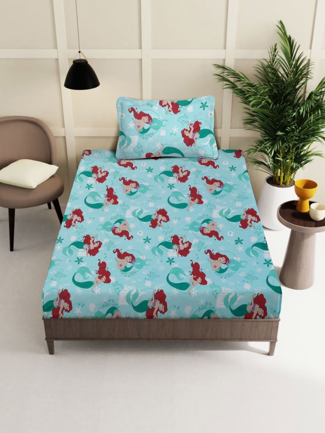 

KLOTTHE Turquoise Blue Printed 400 TC Pure Cotton Fitted Single Bedsheet & 1 Pillow Covers