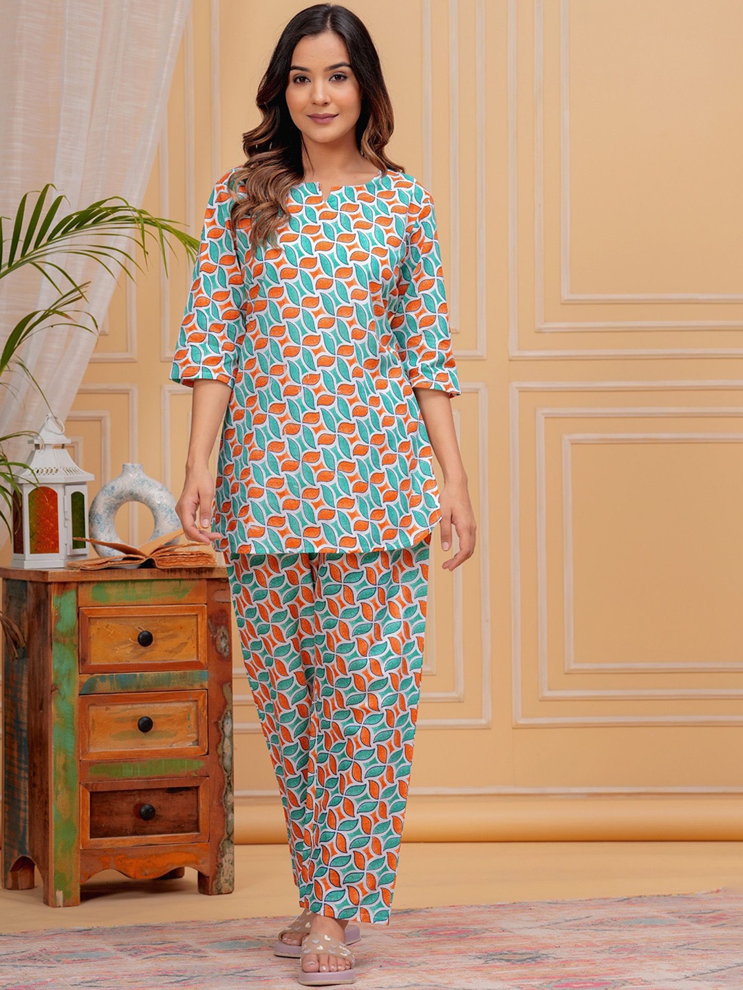 

Light Daisy Women Printed Night suit, Blue