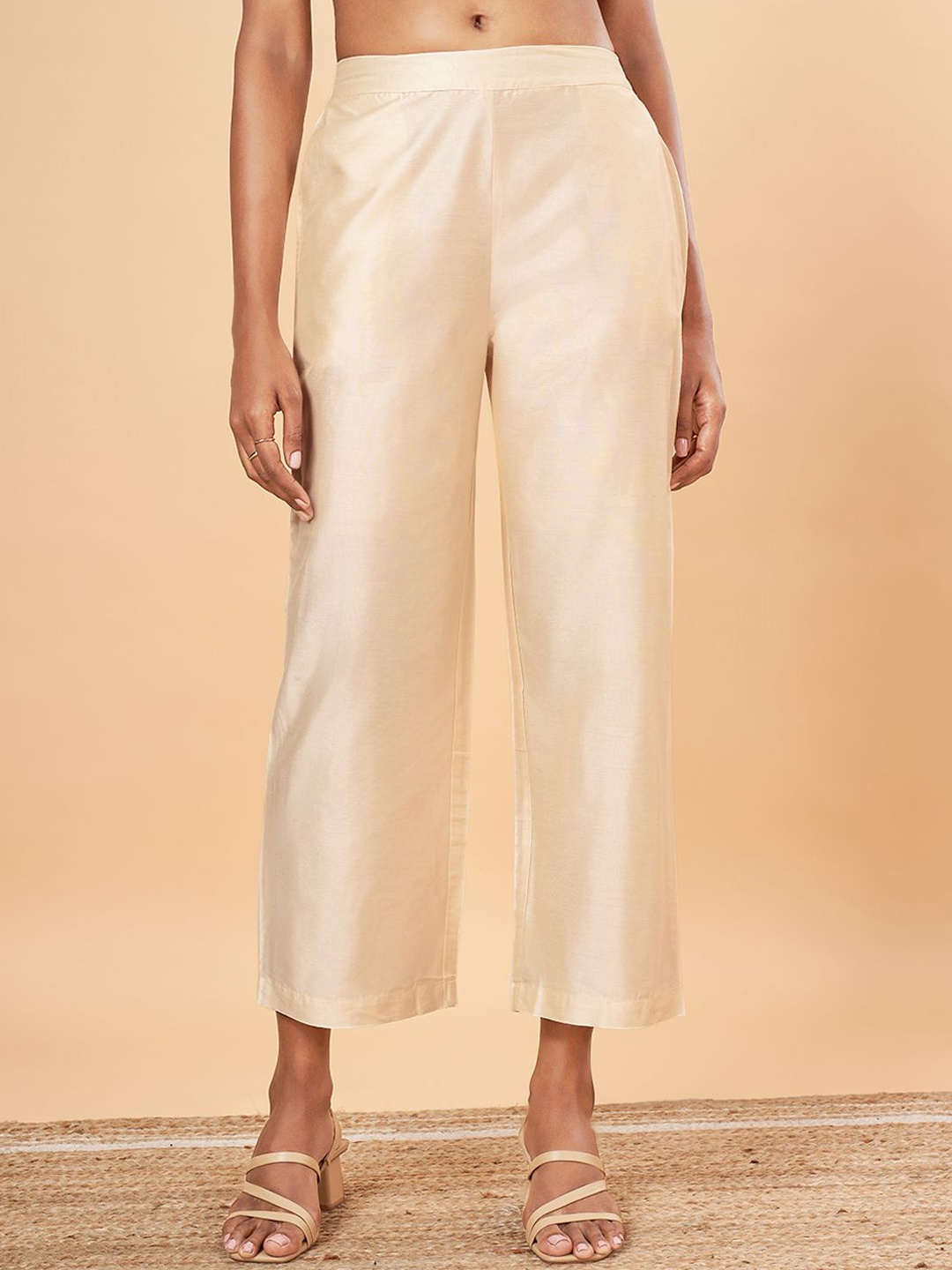 

Marigold Lane Women Slim Fit Parallel Trousers, Off white