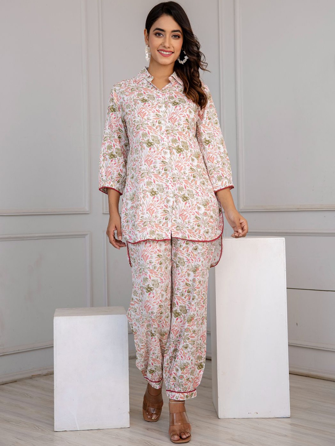 

KALINI Printed Shirt With Trousers, Pink