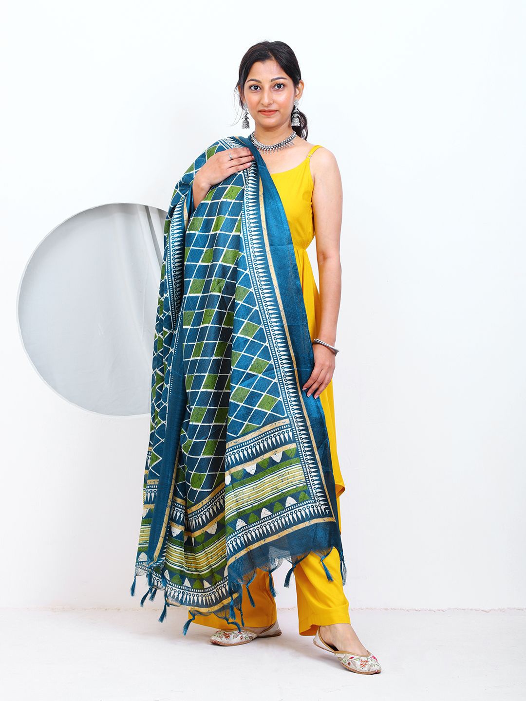 

DEEBACO Printed Dupatta, Blue