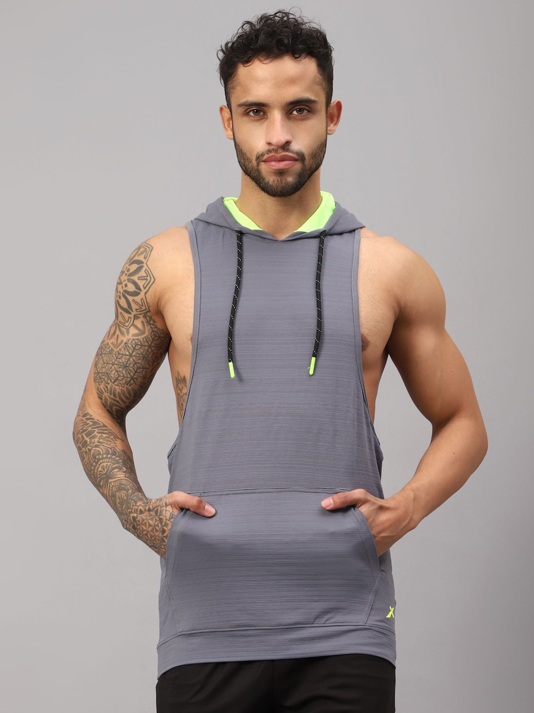 

VECTOR X Men Solid Hood T-Shirt, Grey