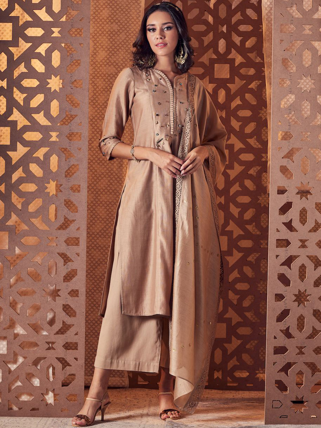 

charkhee Beads and Stones V-Neck Chanderi Silk Straight Kurta with Pyjama & Dupatta, Beige