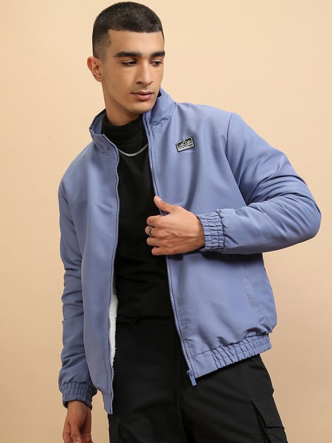 

HIGHLANDER Men Colourblocked Crop Outdoor Bomber Jacket, Navy blue