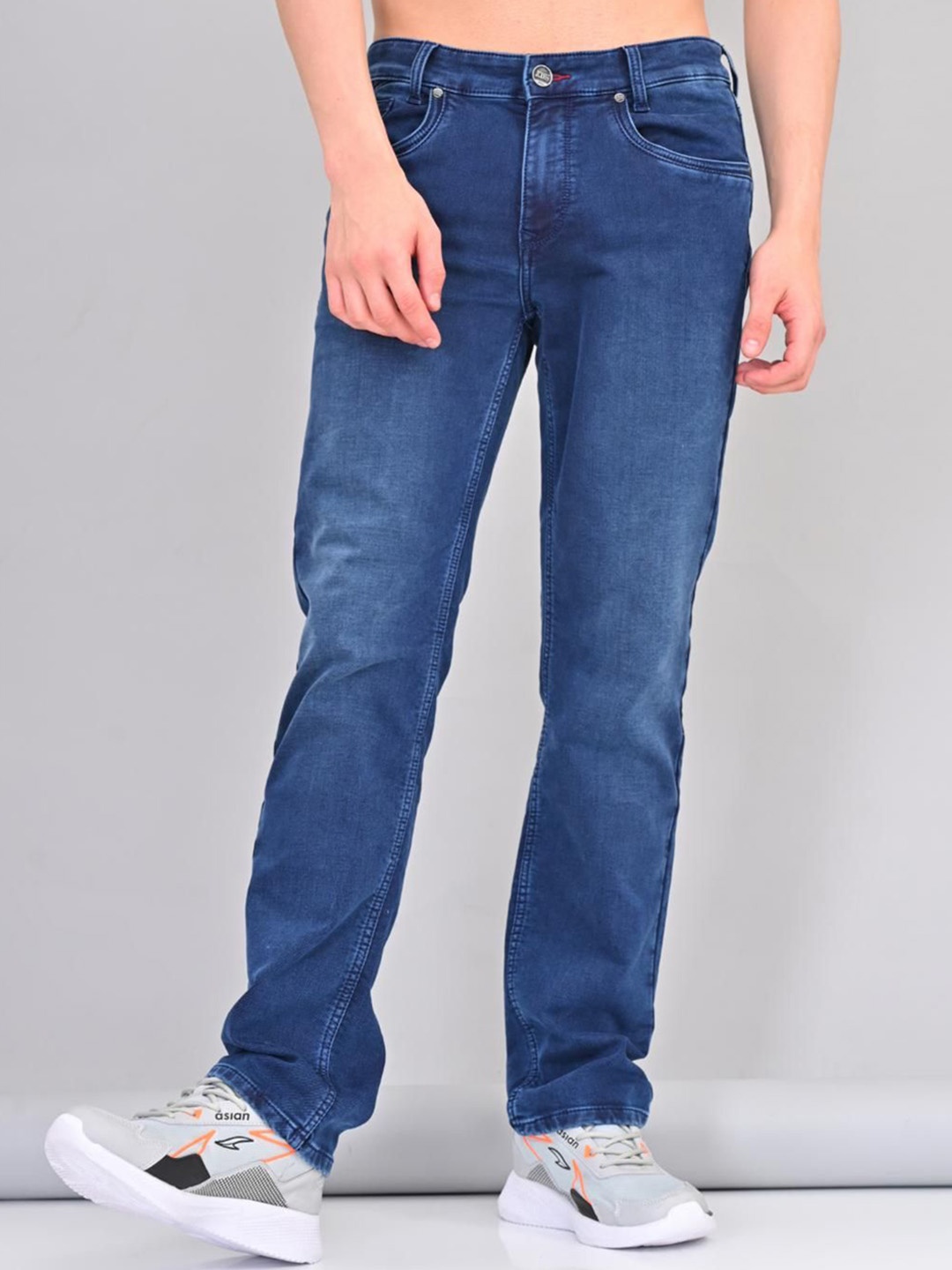 

Jean Cafe Men Jean Relaxed Fit Cotton Light Fade Jeans, Blue