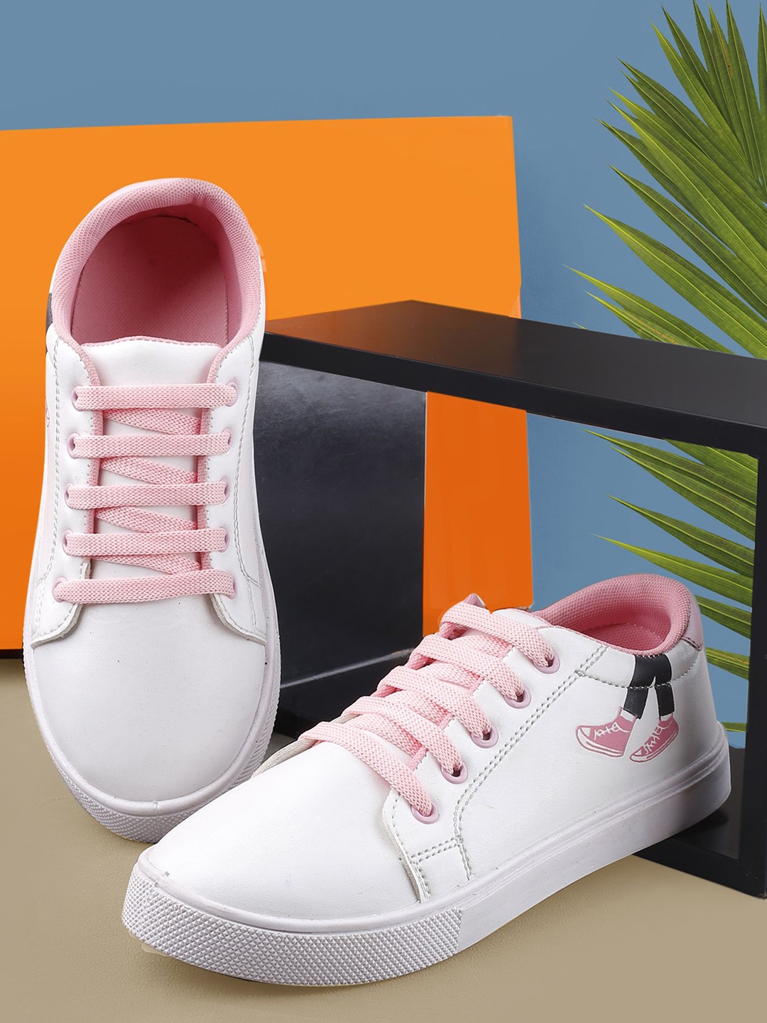 

AROOM Women Colourblocked Sneakers, Pink