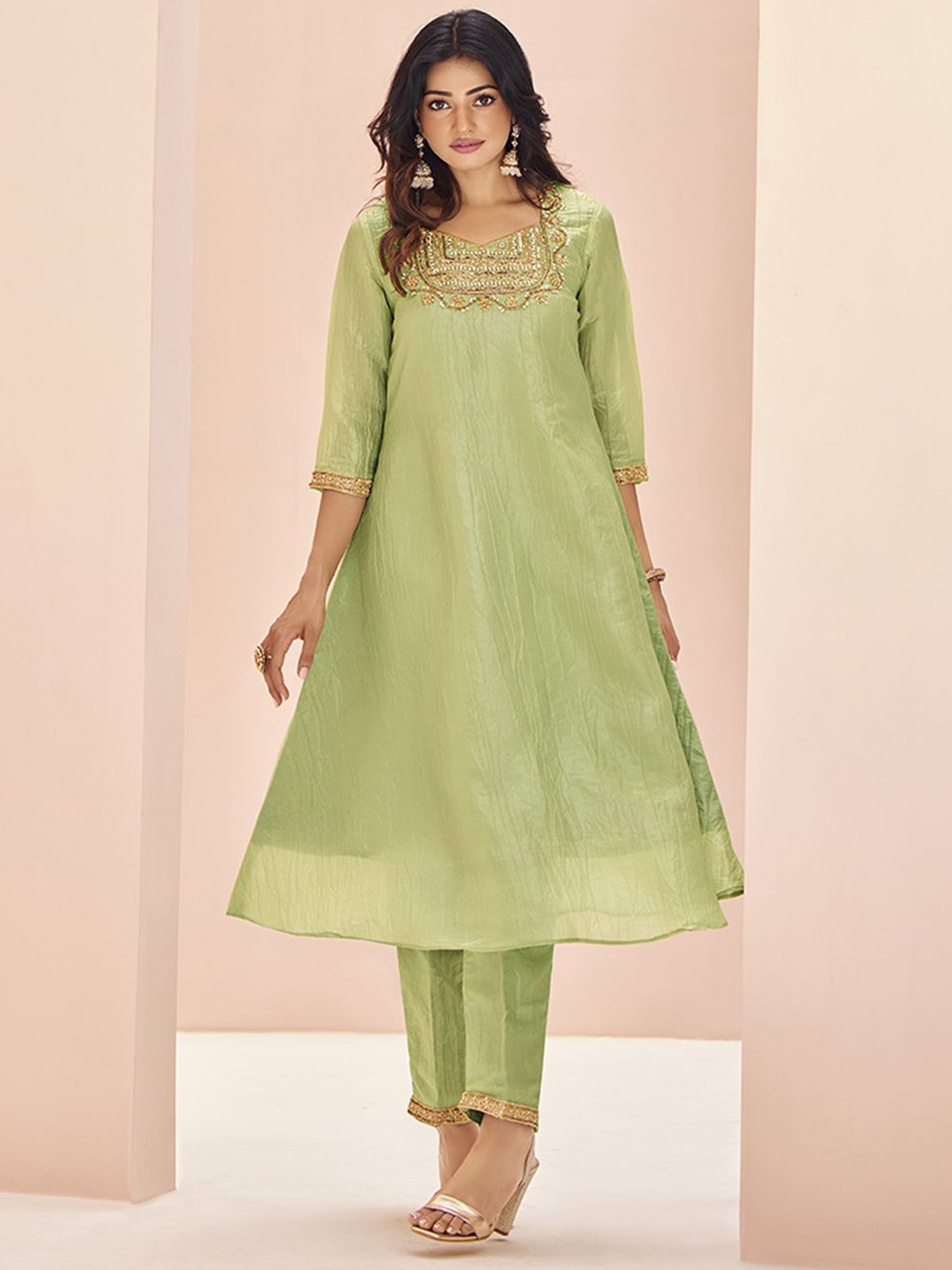 

Fusionic A-Line Organza Beads & Stones Kurta with Trousers, Green