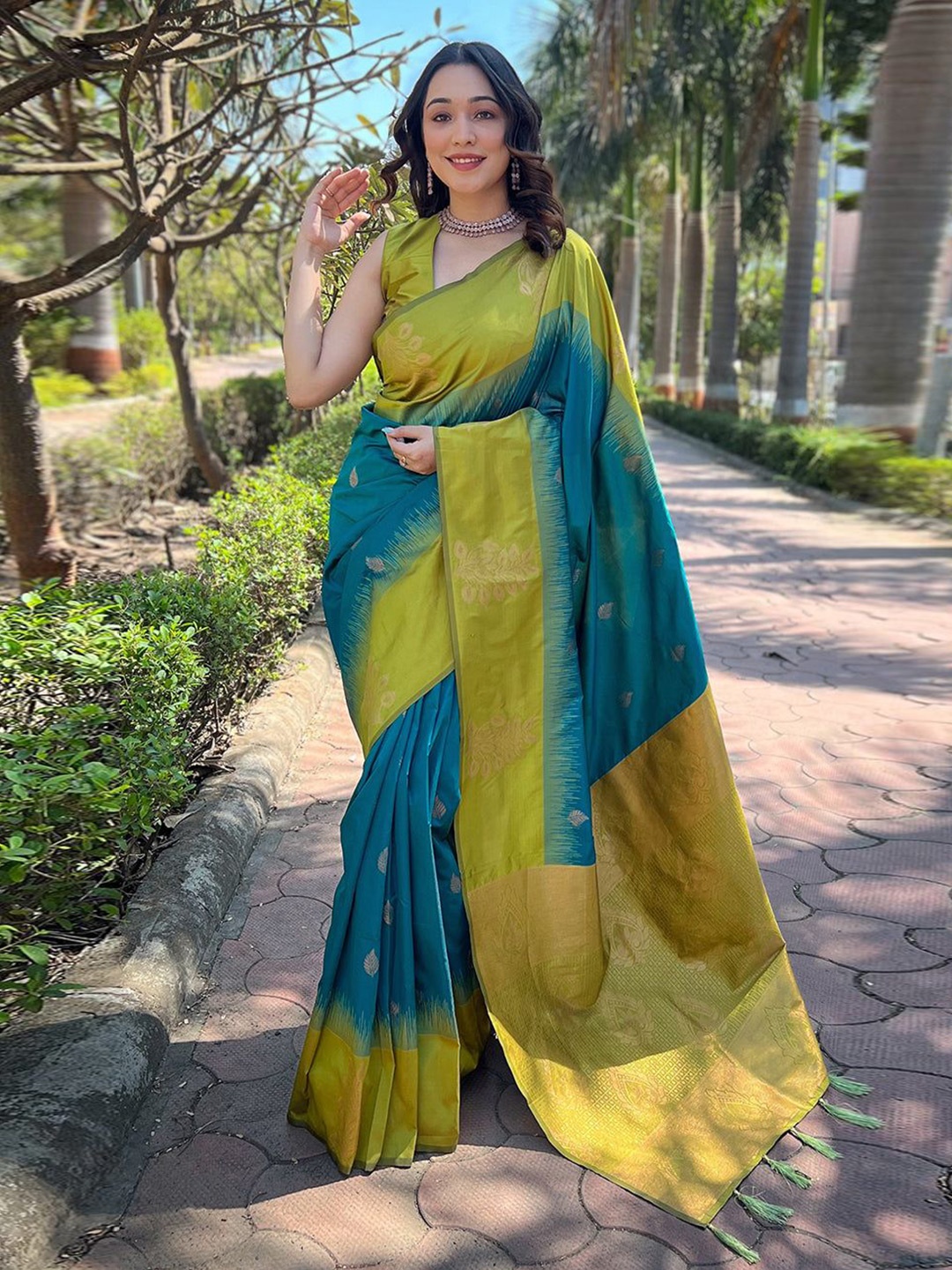 

Upalksh Woven Design Zari Silk Blend Banarasi Saree, Blue
