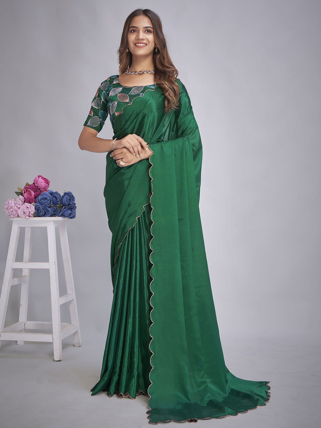 

APNISHA Embroidered Pure Chiffon Saree, Green