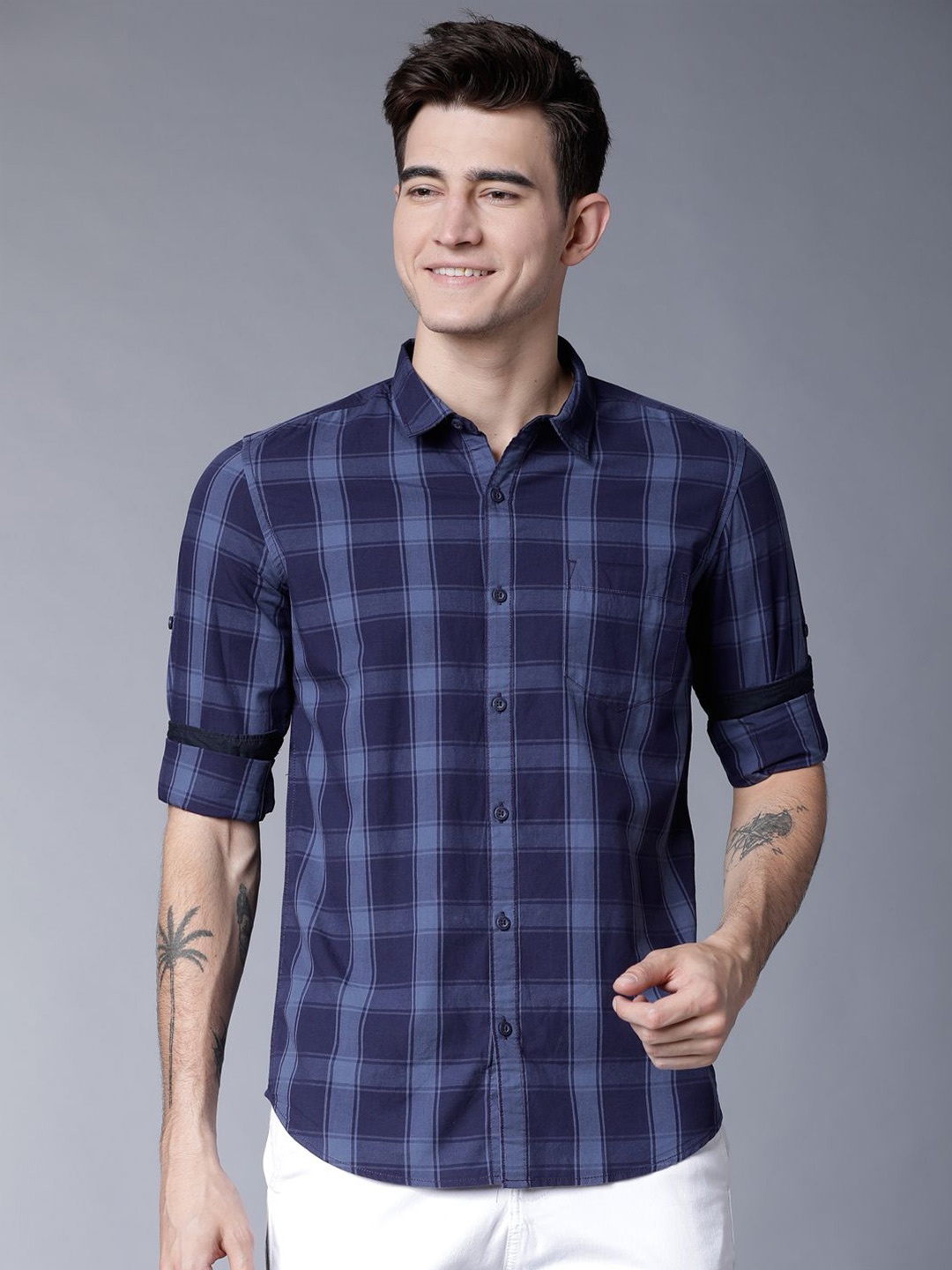 

HIGHLANDER Men Slim Fit Opaque Checked Casual Shirt, Navy blue