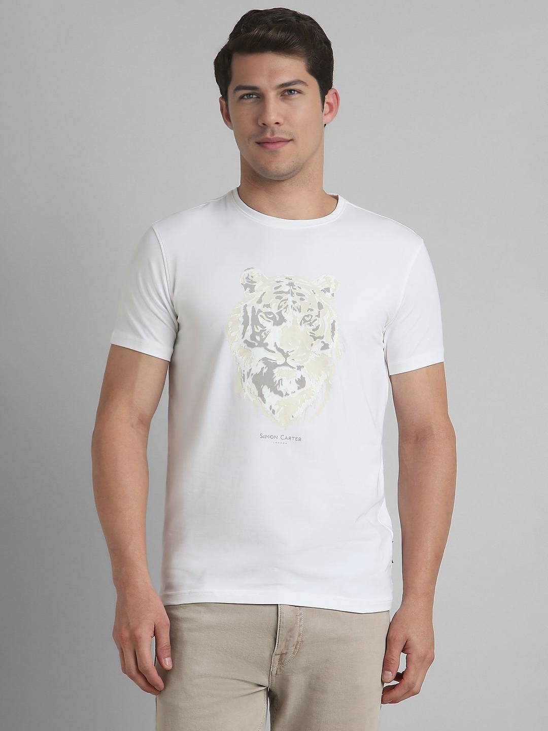 

SIMON CARTER LONDON Men Animal Printed Round Neck Cotton Slim Fit T-Shirt, White