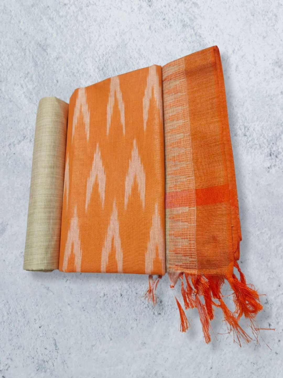 

., Orange
