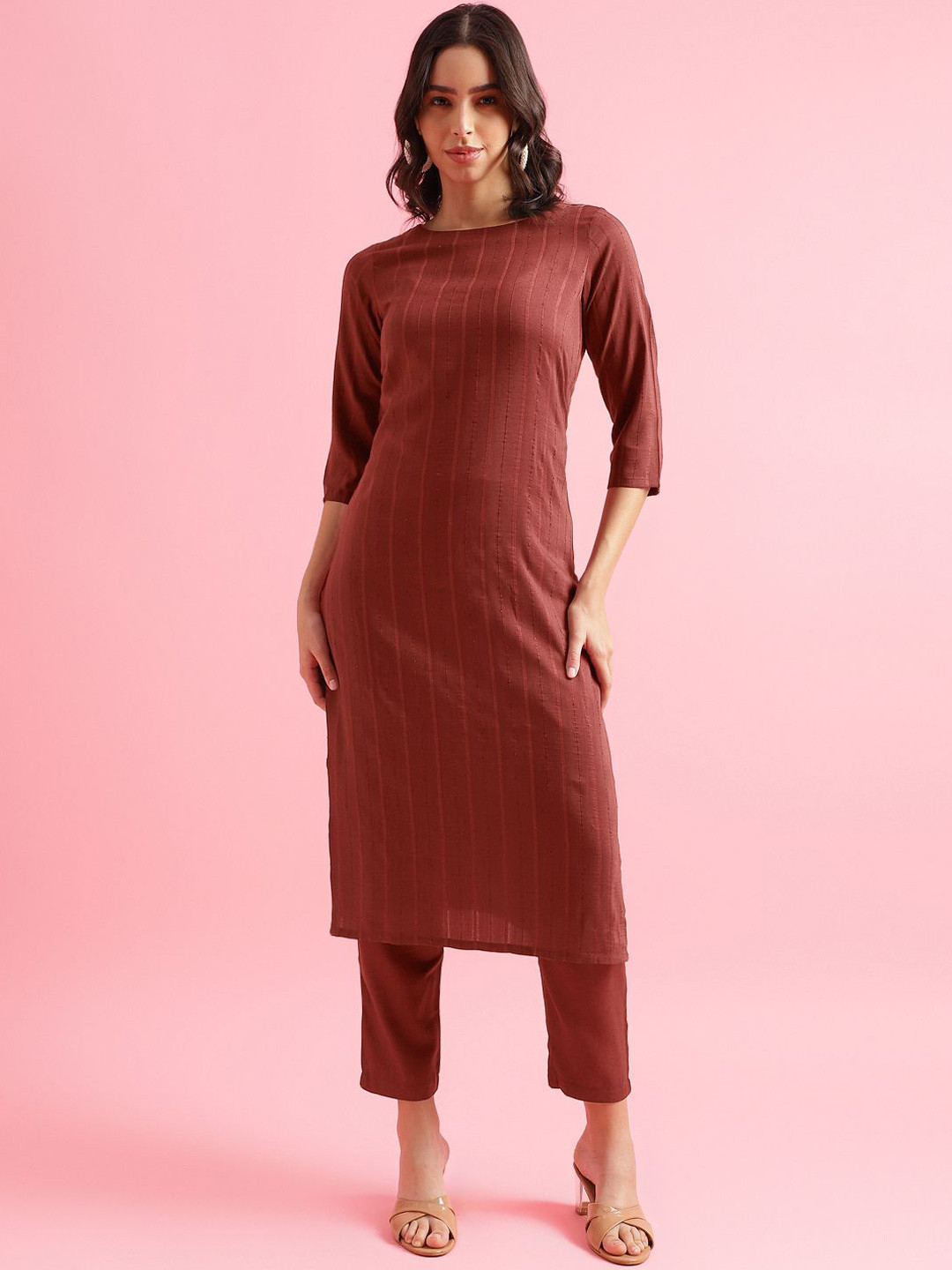 

HRITIKA Striped Straight Sequinned Kurta with Trousers, Maroon