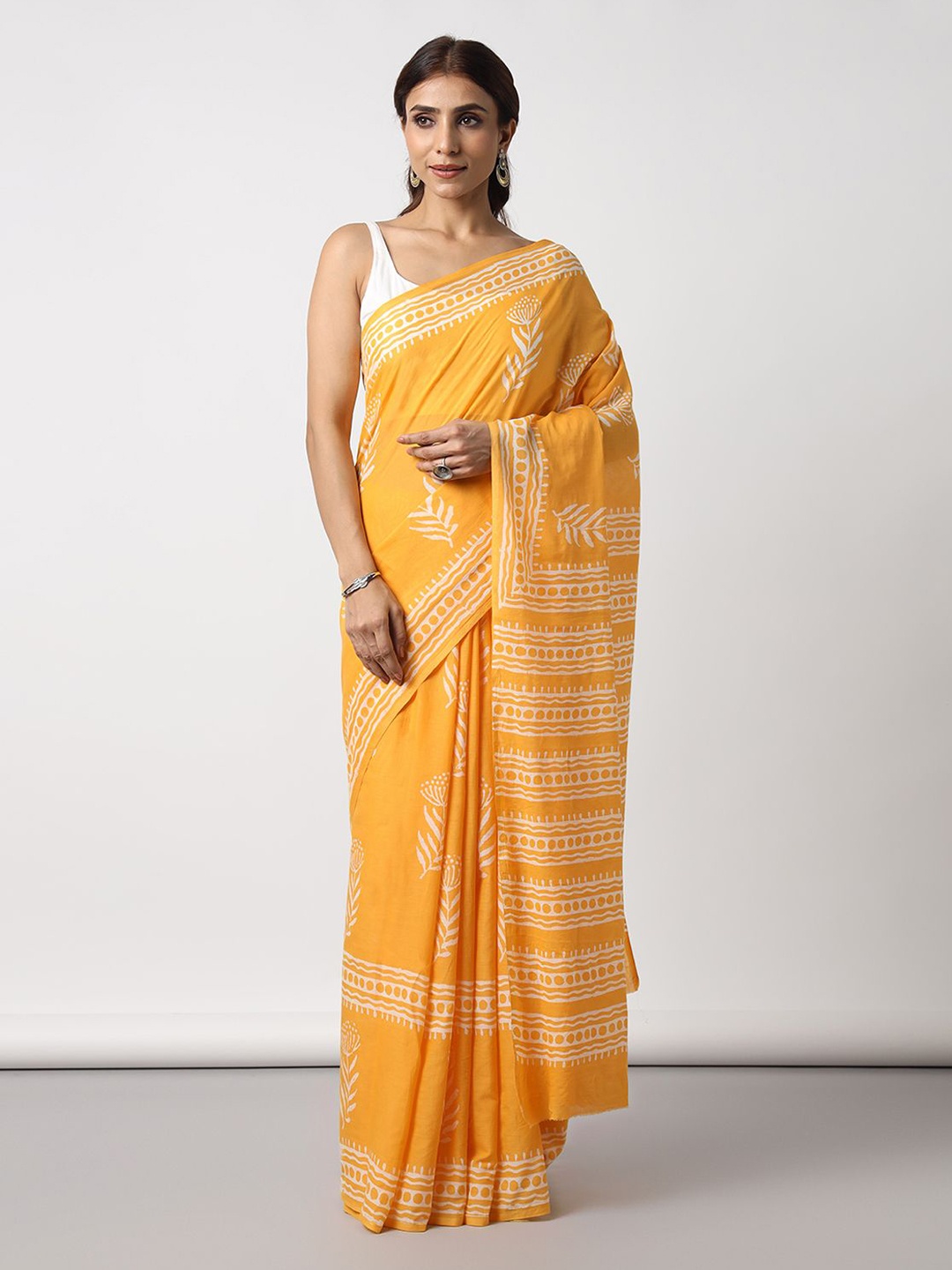 

Moora Ethnic Motifs Pure Cotton Bagru Saree, Yellow