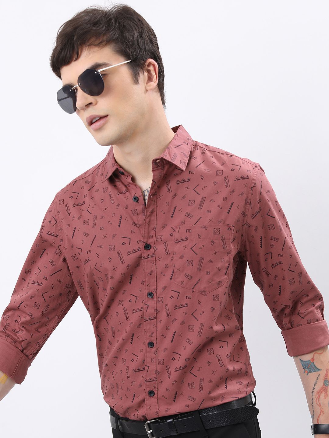 

HIGHLANDER Men Slim Fit Floral Opaque Printed Casual Shirt, Brown