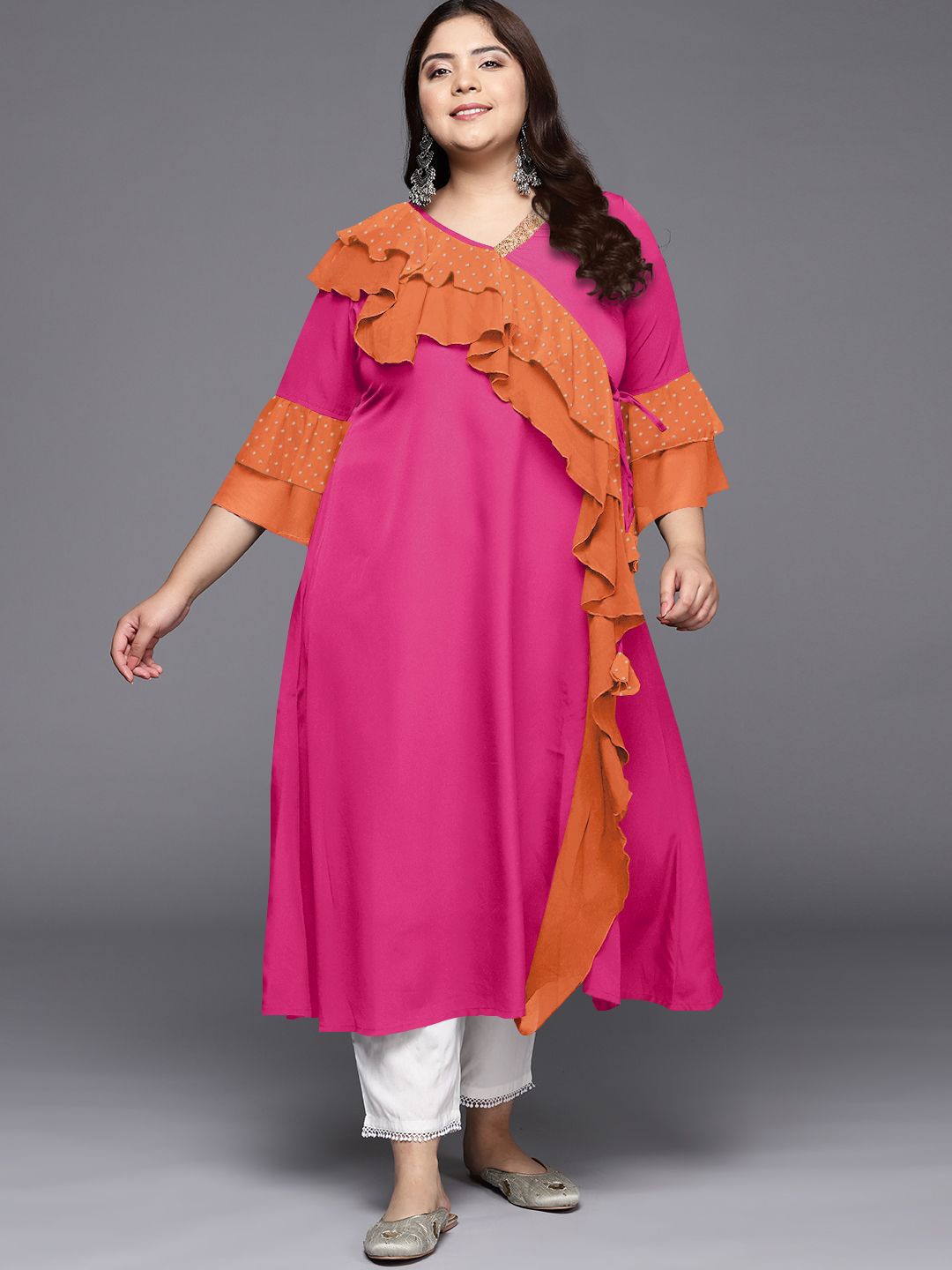 

A PLUS BY AHALYAA Plus Size V-Neck Layered A-Line Kurta, Pink
