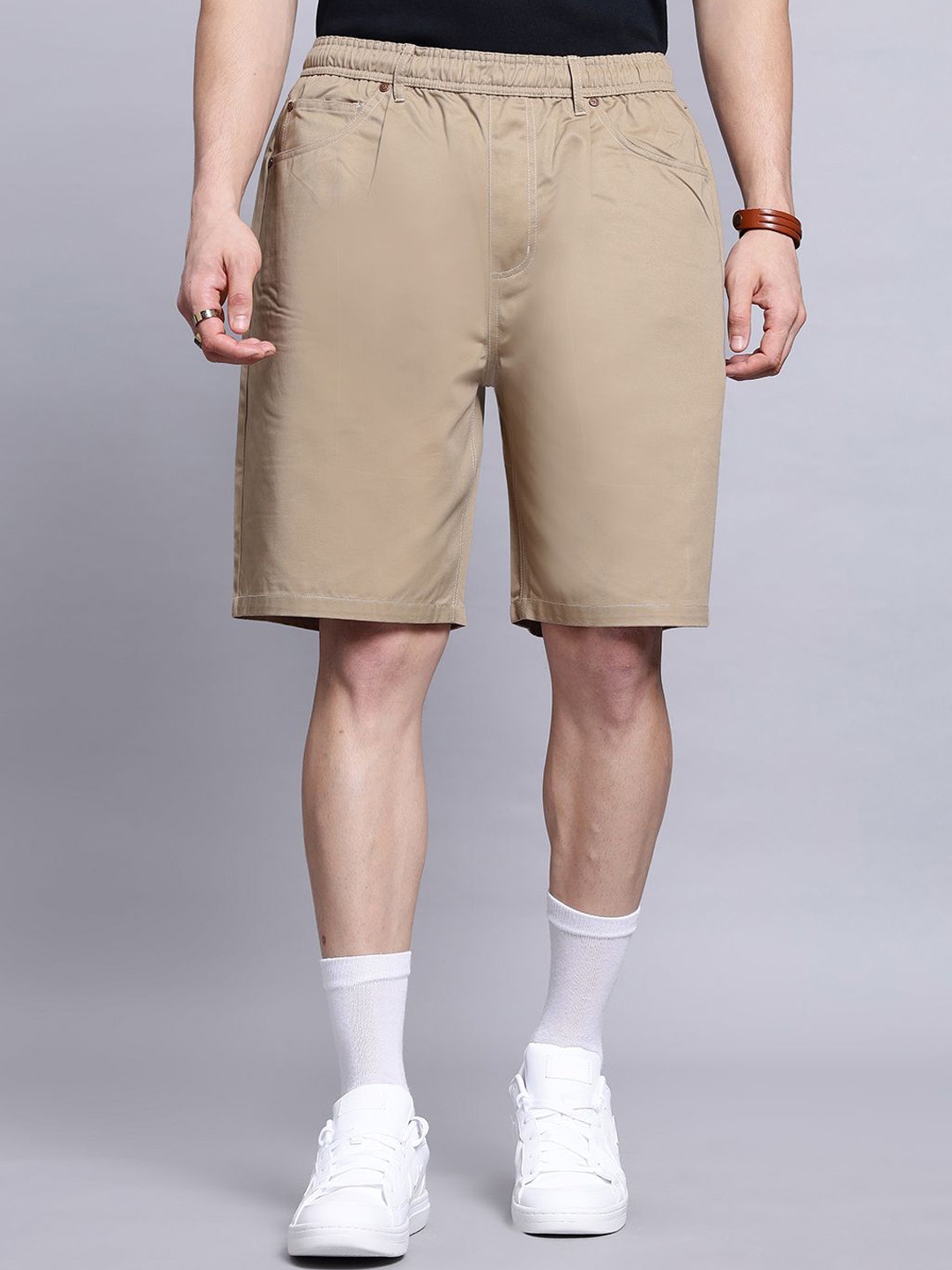 

Converse Men 5 Pocket Baggy Shorts, Khaki