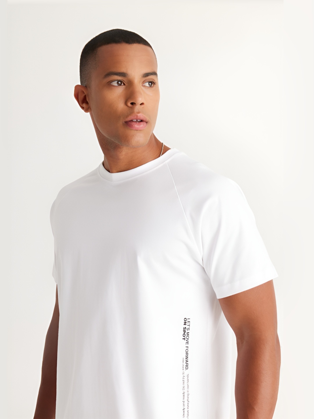 

ALTINYILDIZ CLASSICS AC Co. Men Round Neck Solid T-shirt, White