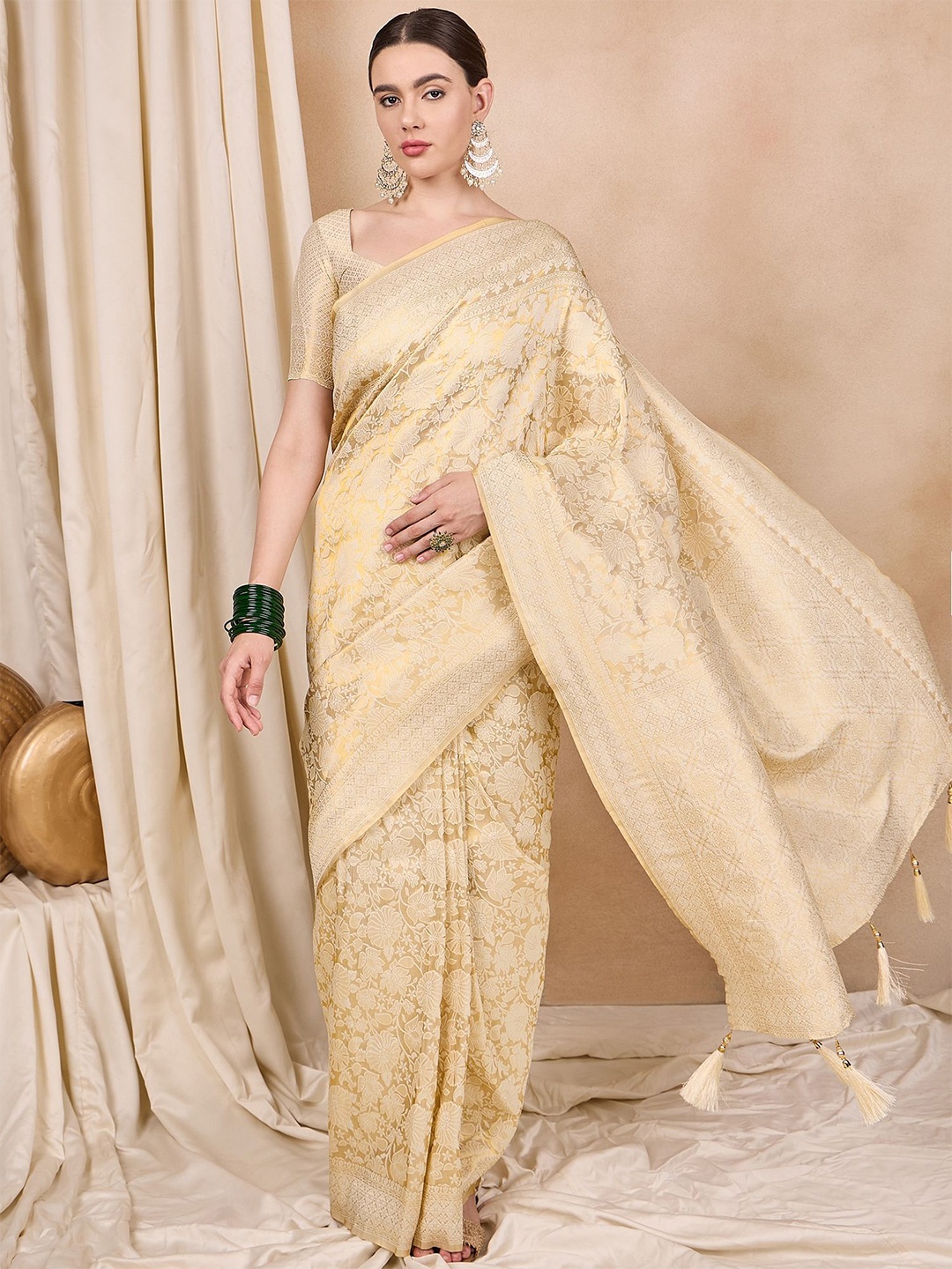 

Mitera Woven Design Zari Pure Silk Kanjeevaram Saree, Cream