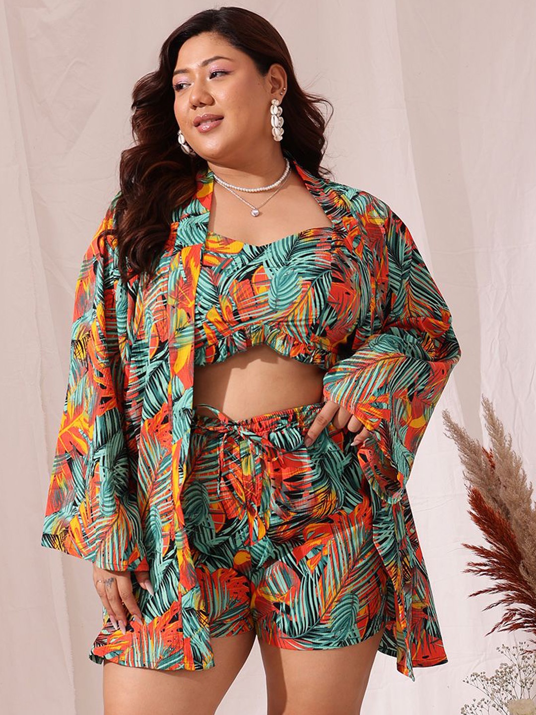 

CURVY STREET Plus Size Tropical Printed Scoop Neck Top With Shorts & Shrug, Orange