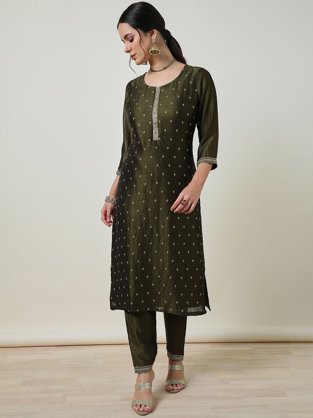 

Soch Women Ethnic Motifs Embroidered Regular Zardozi Kurta with Trousers & With Dupatta, Olive